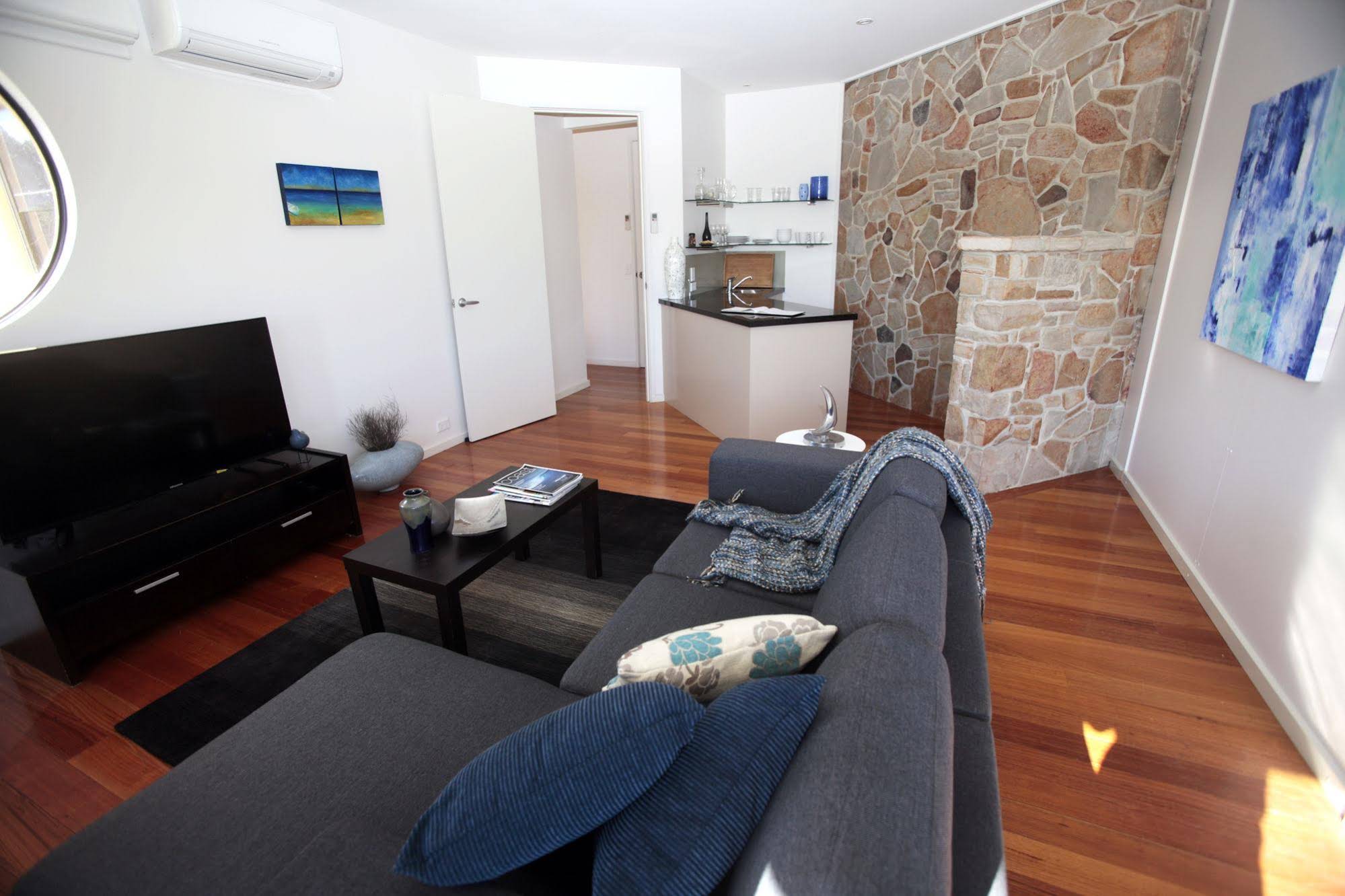 Hilltop Apartments Phillip Island
