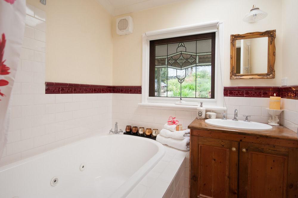 Adeline Bed & Breakfast