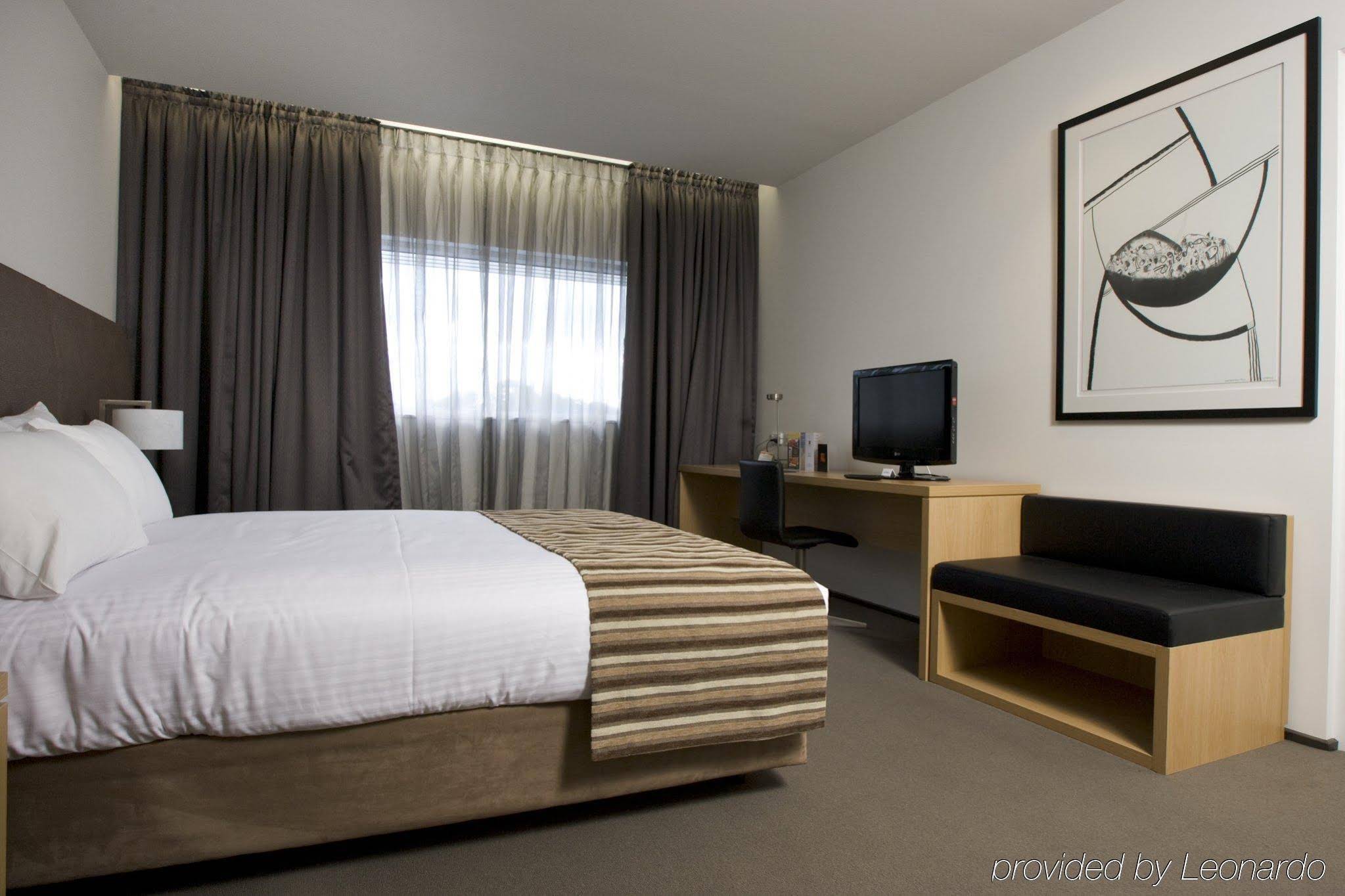 Atura Dandenong