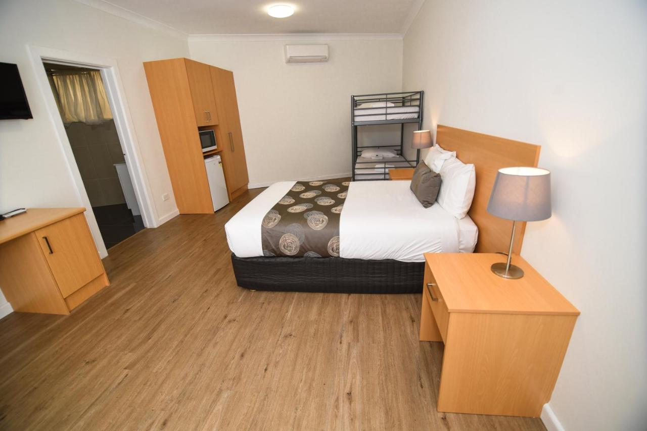 Dandenong Motel