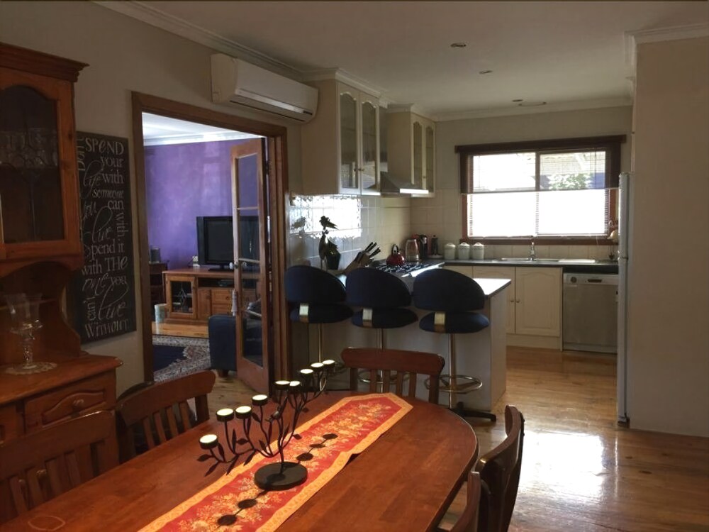 Abode 33