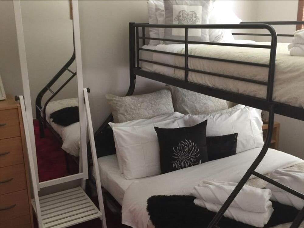 Abode 33