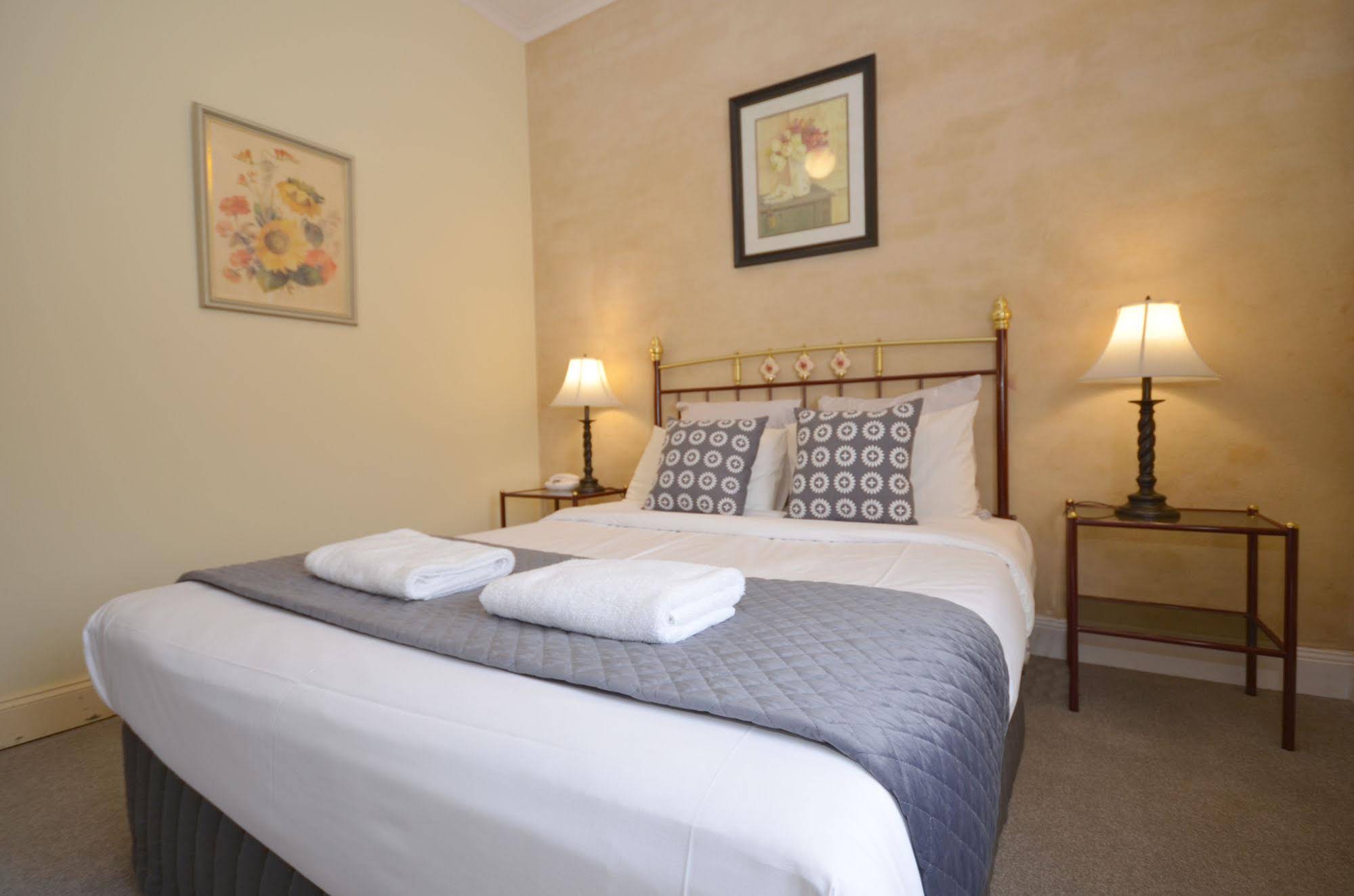 Central Springs Inn