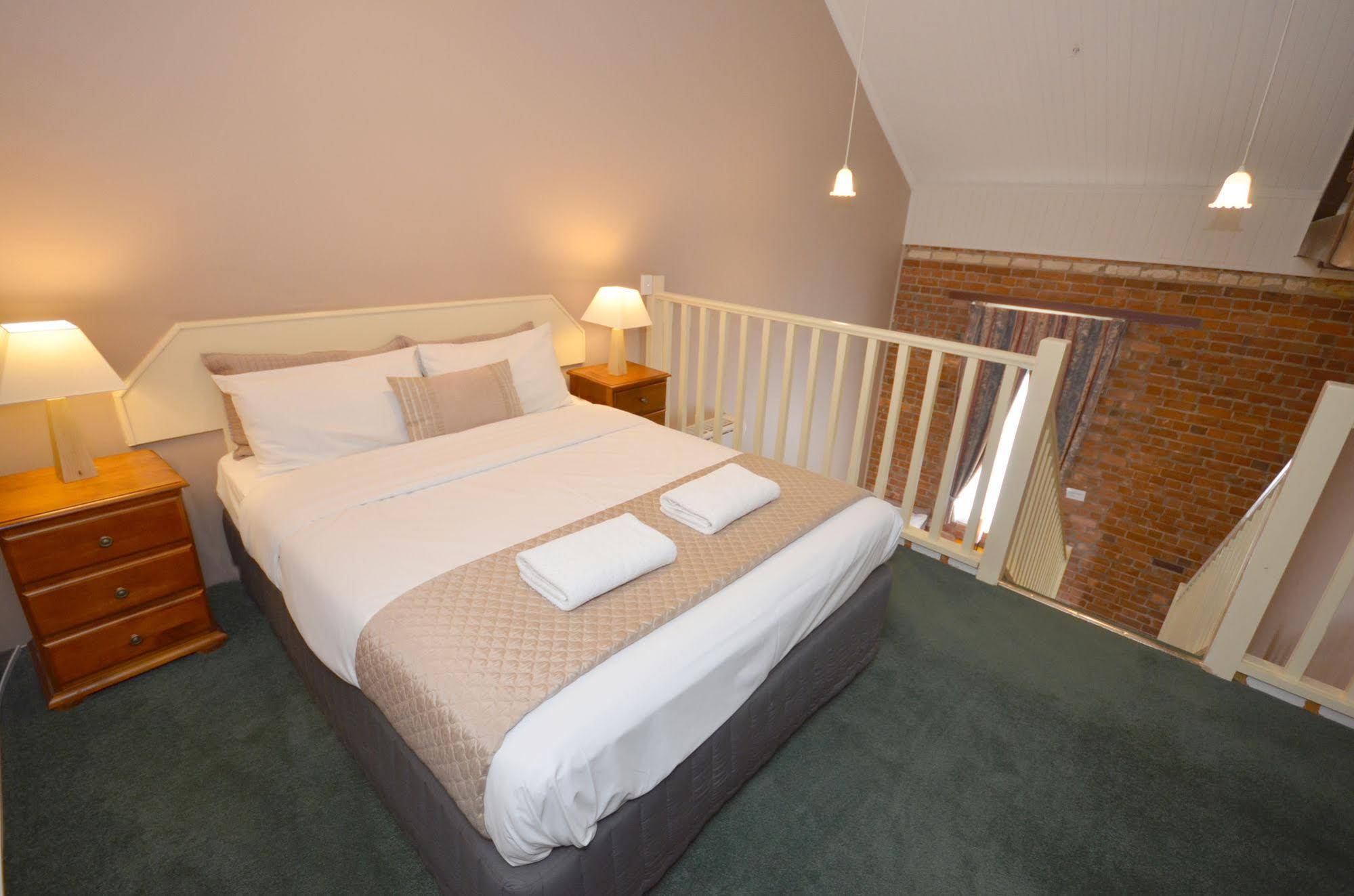 Central Springs Inn