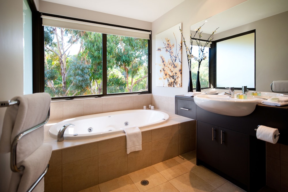 Lake Daylesford Lodge