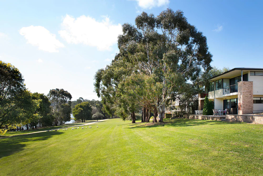 Lake Daylesford Lodge