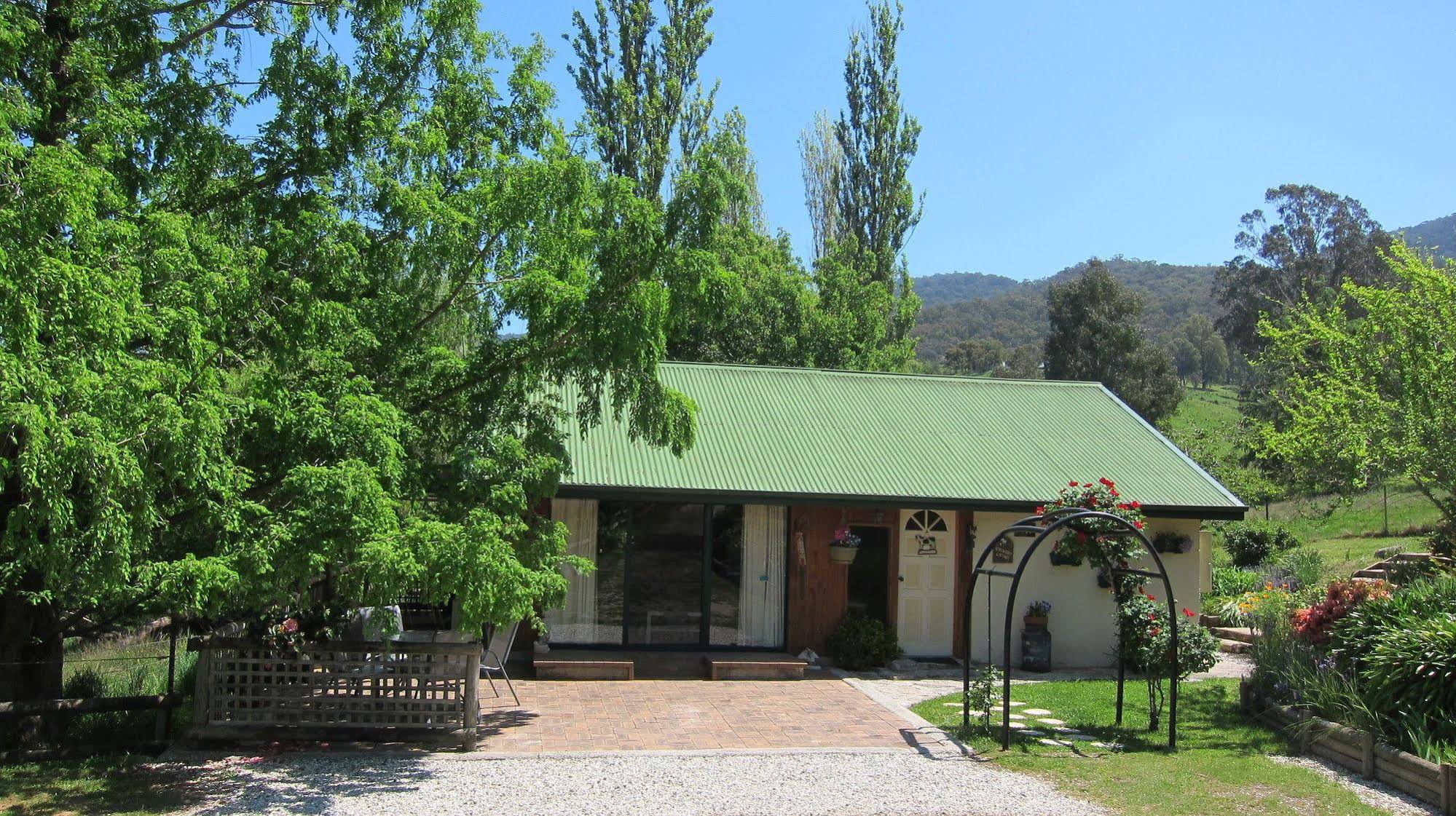 Edelweiss Cottage B&B