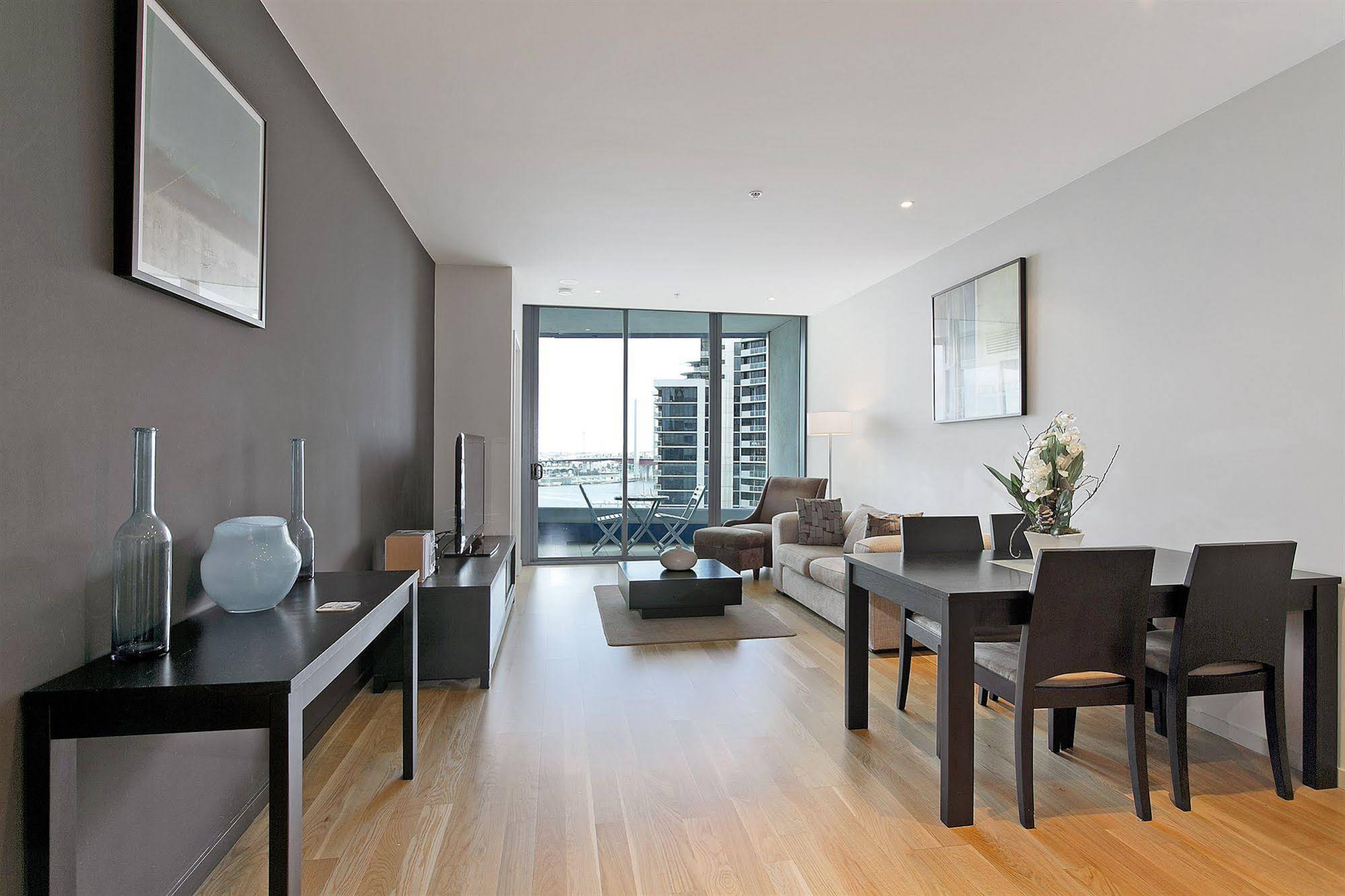 Docklands Private Collection of Apartments - NewQuay