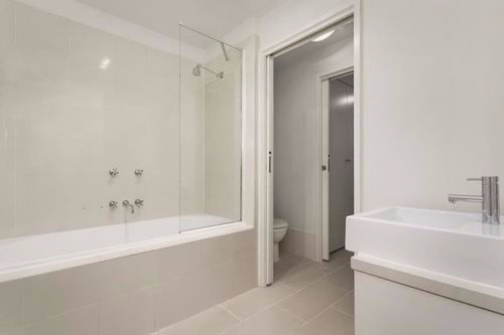 Flinders Wharf Apartment