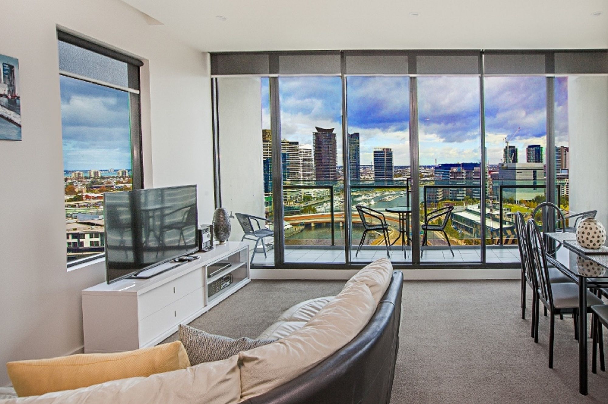 Flinders Wharf Apartment