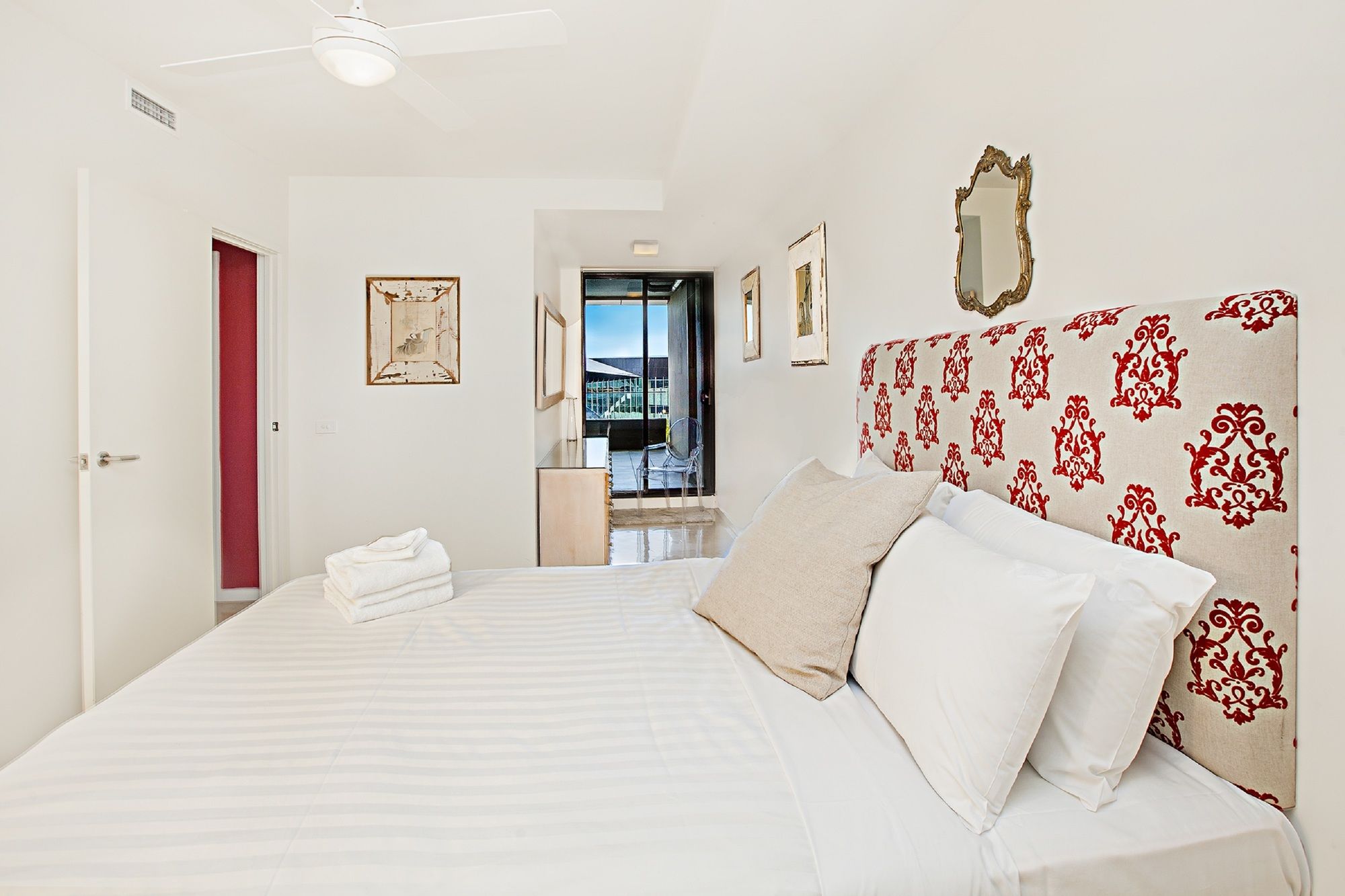 Flinders Wharf Apartment