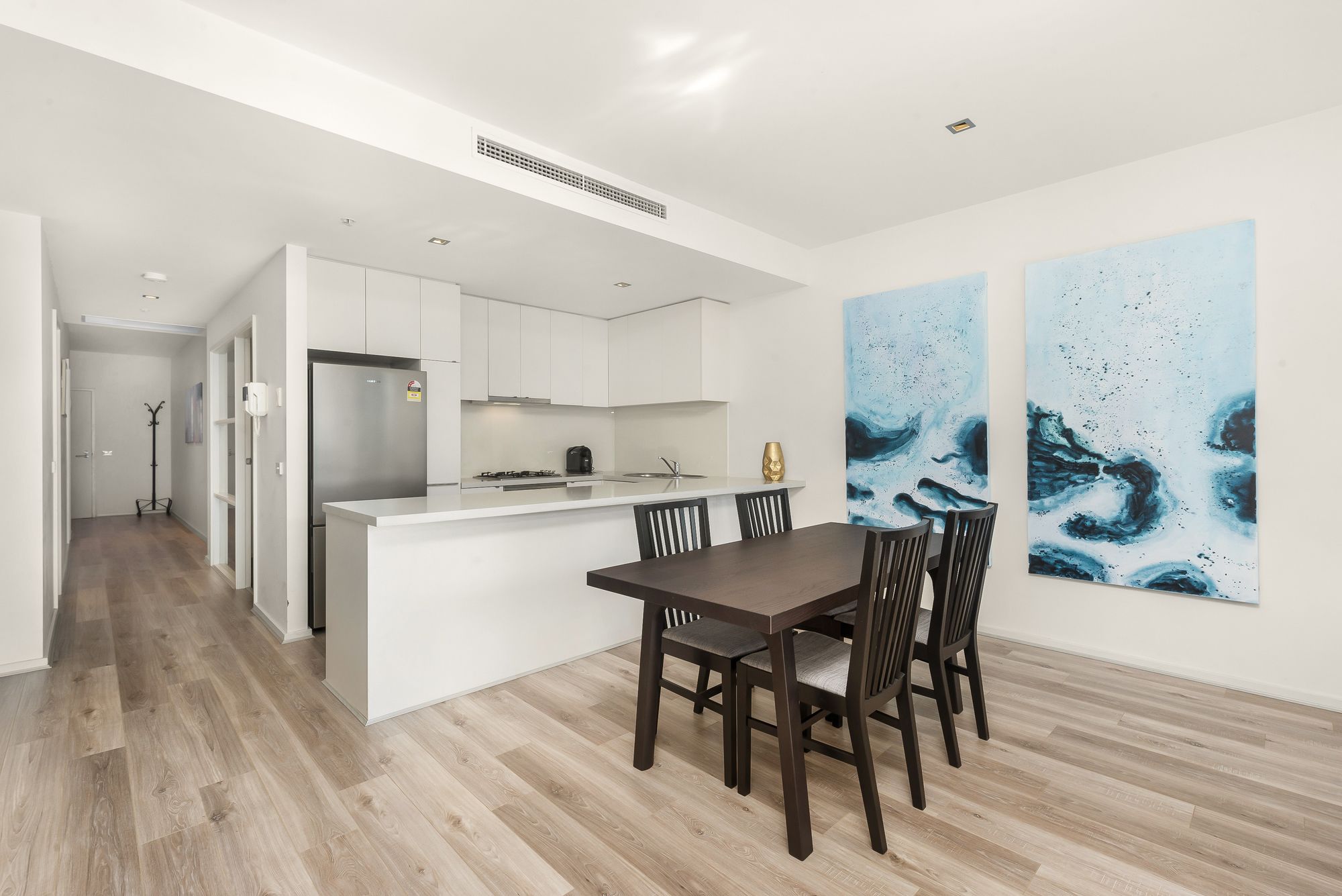 Flinders Wharf Apartment