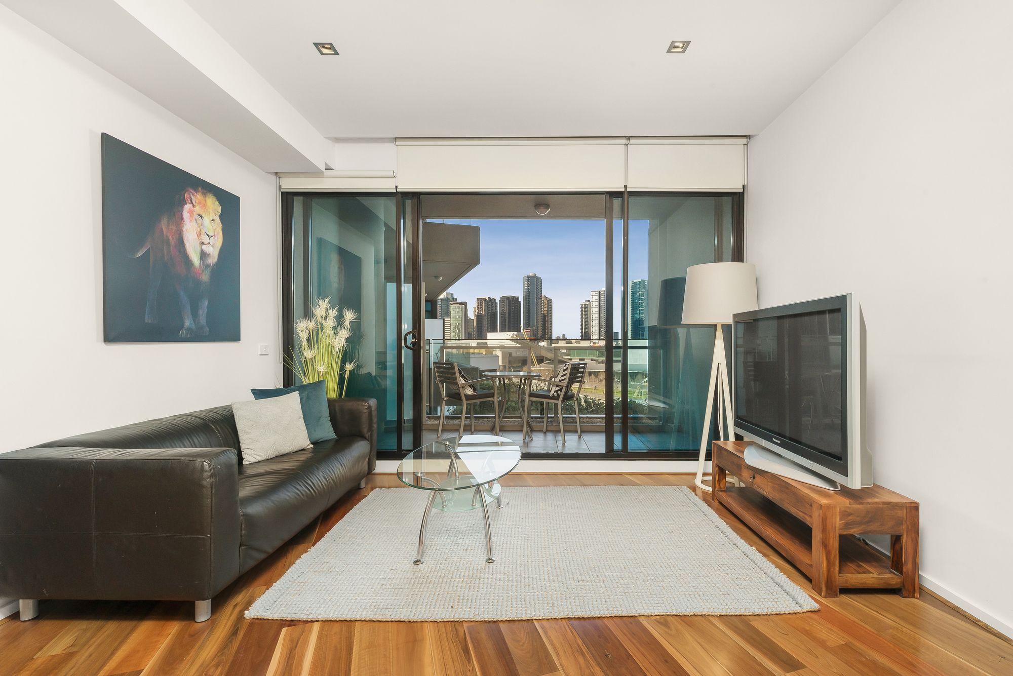 Flinders Wharf Apartment