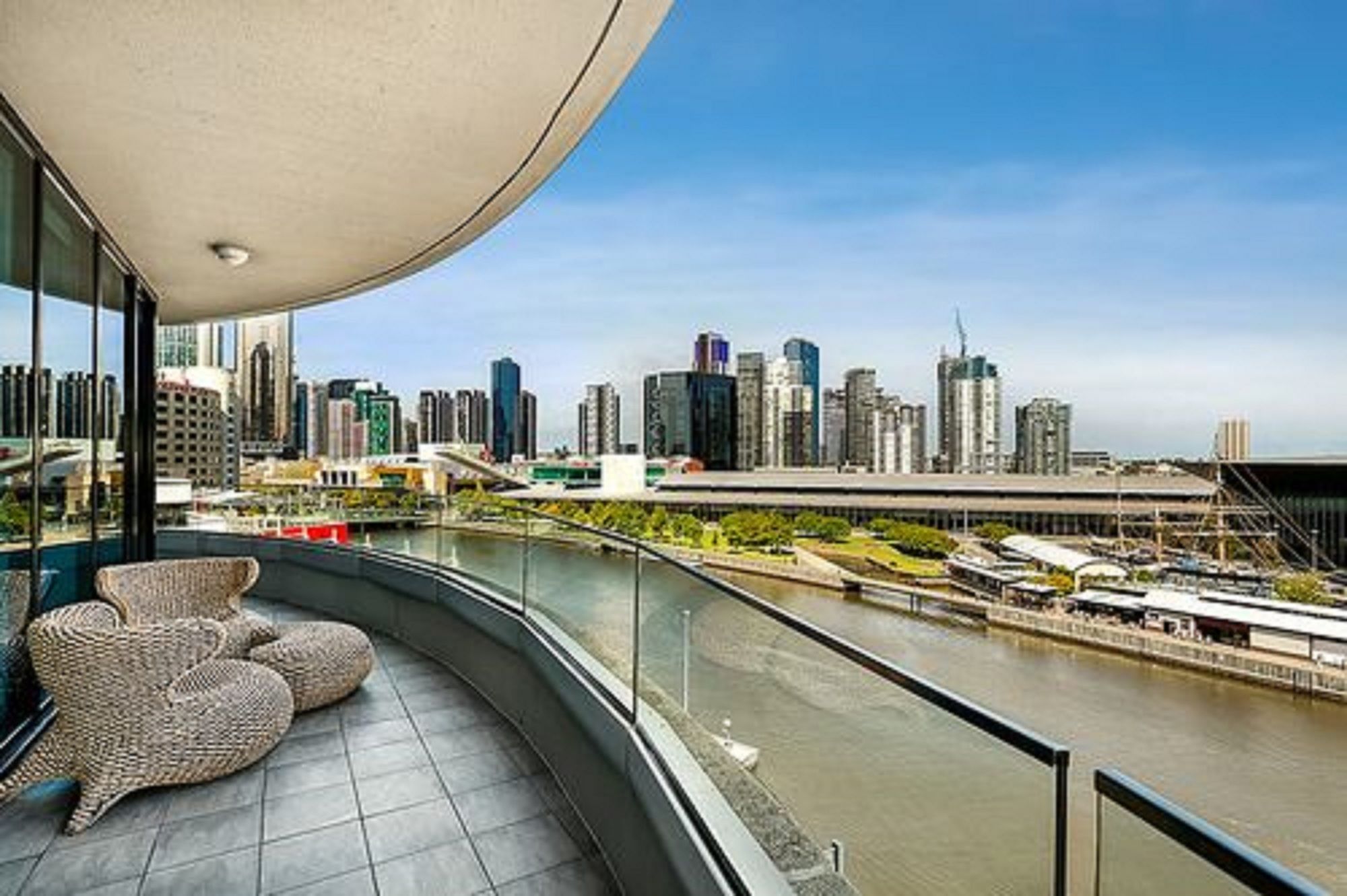 Flinders Wharf Apartment