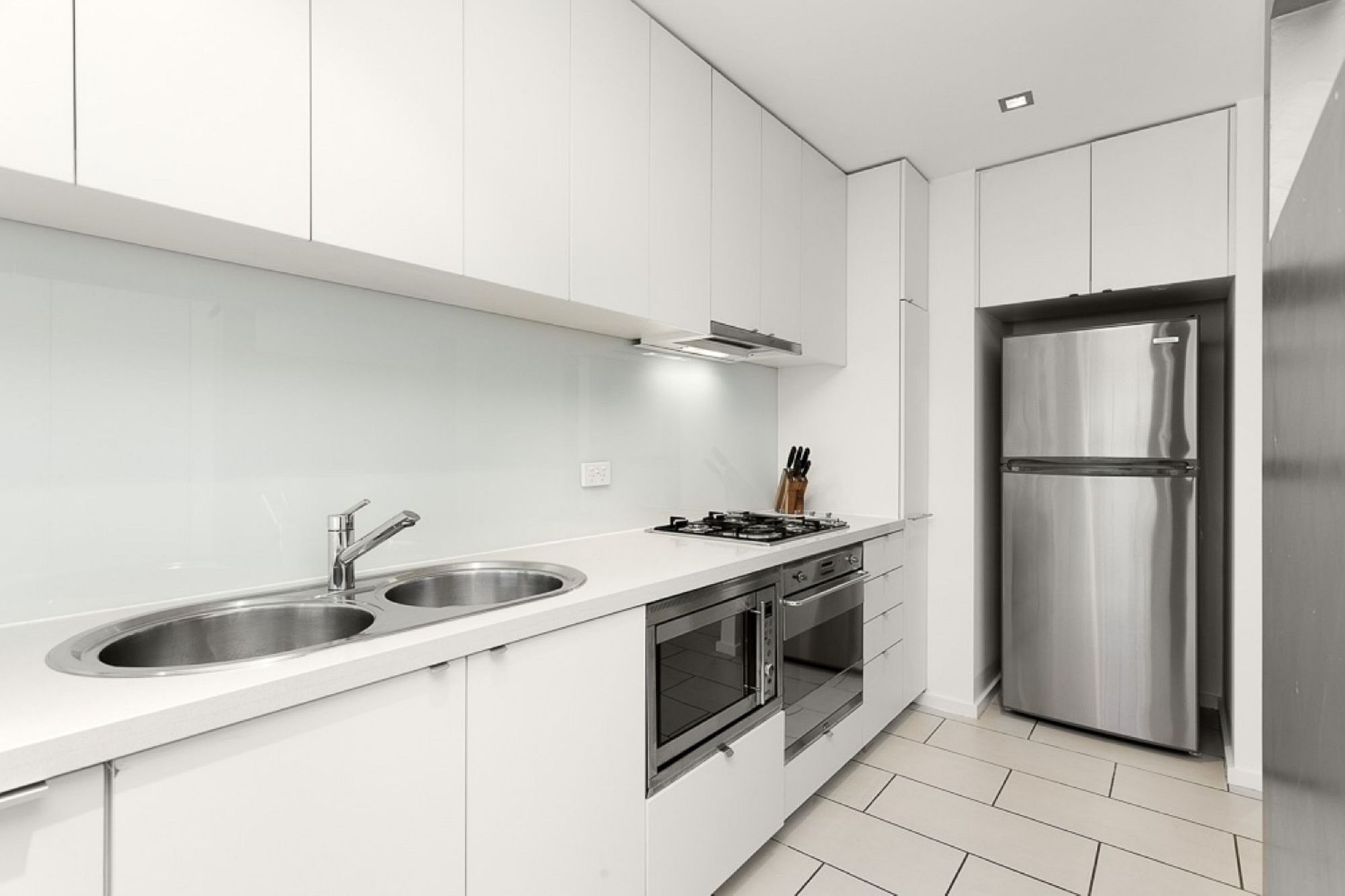 Flinders Wharf Apartment