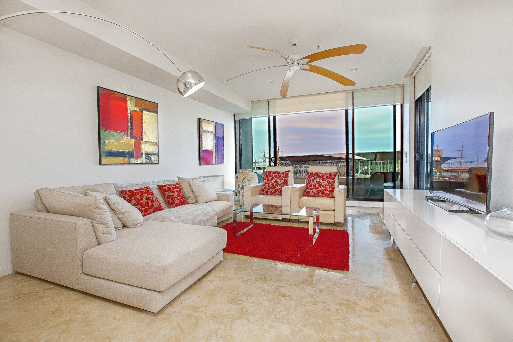 Flinders Wharf Apartment