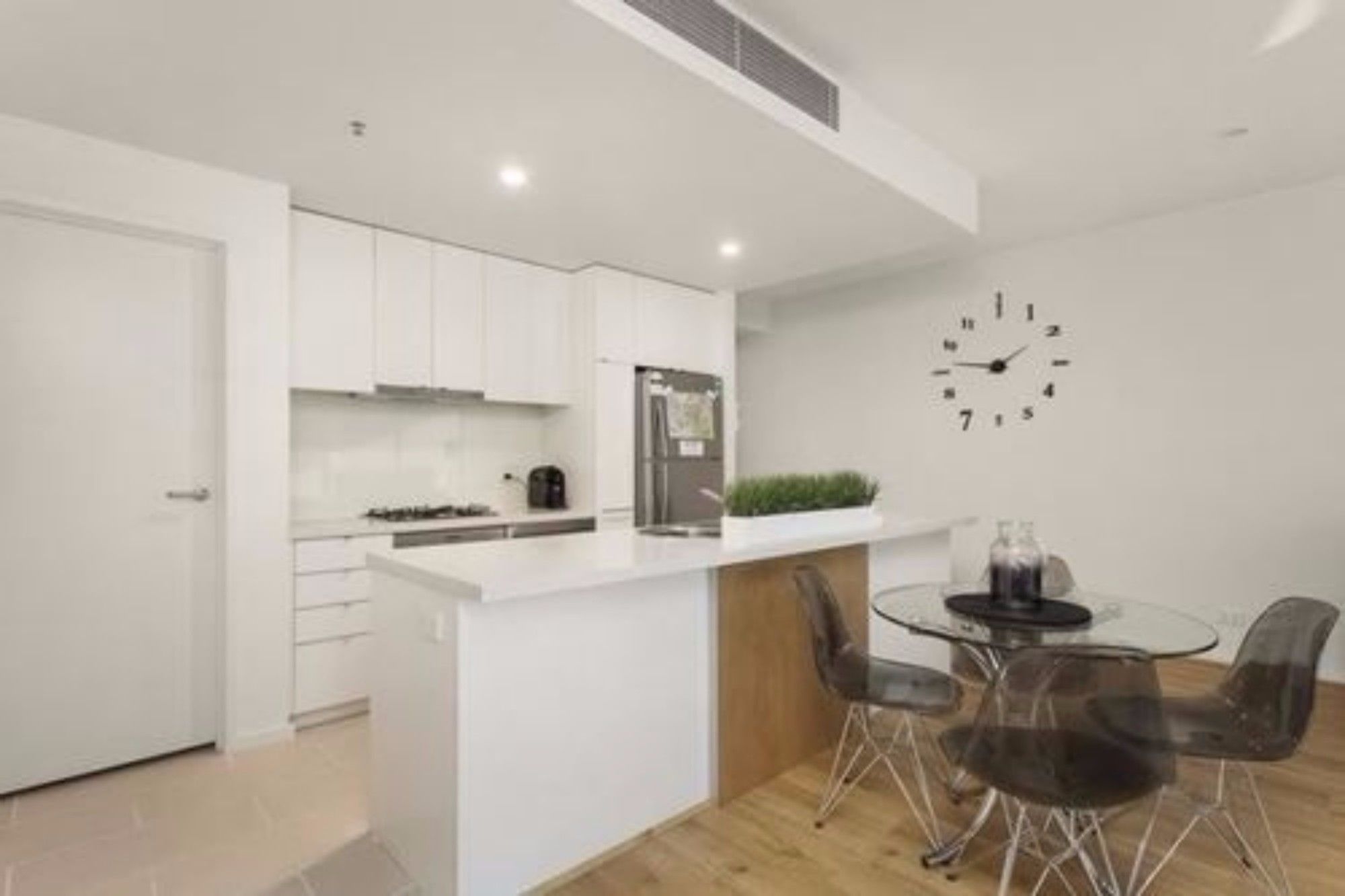Flinders Wharf Apartment