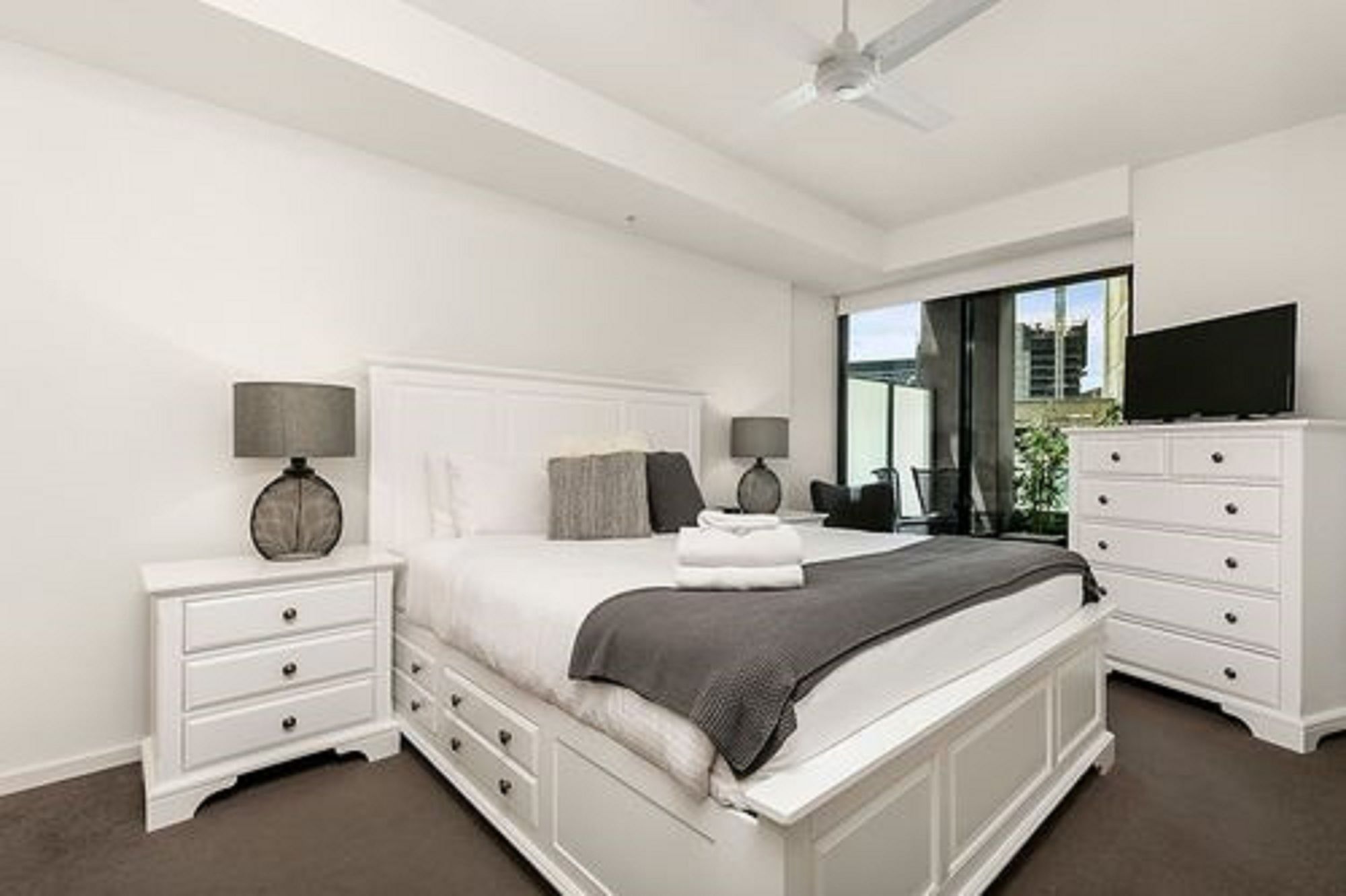 Flinders Wharf Apartment