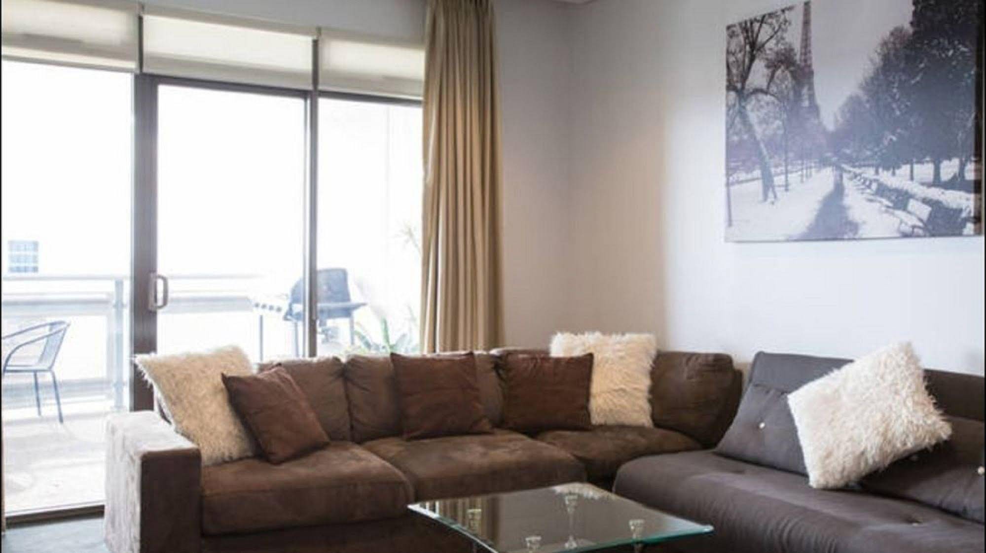 Harbour Town Apartment