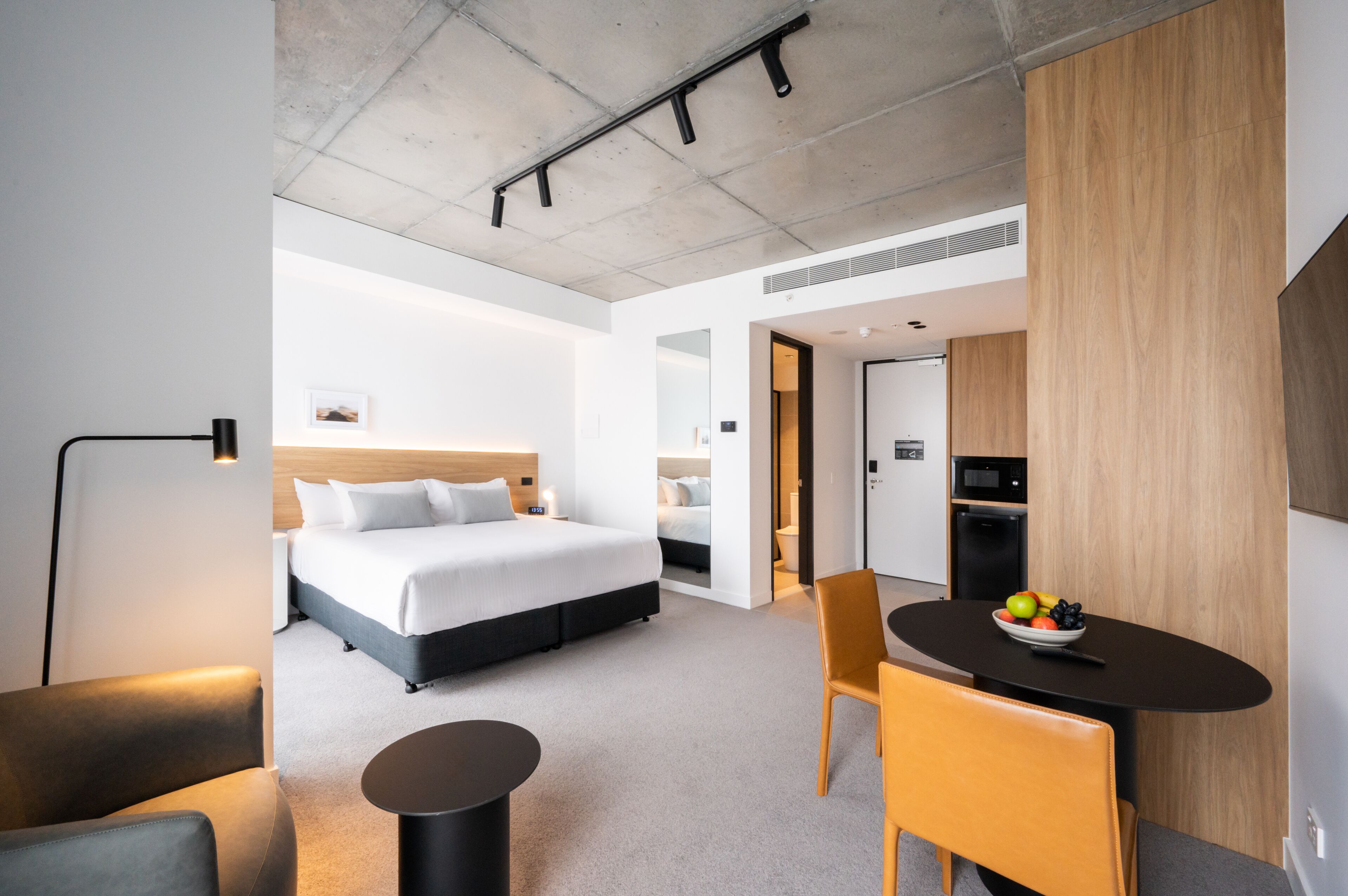 Nesuto Apartment Hotel Docklands Melbourne