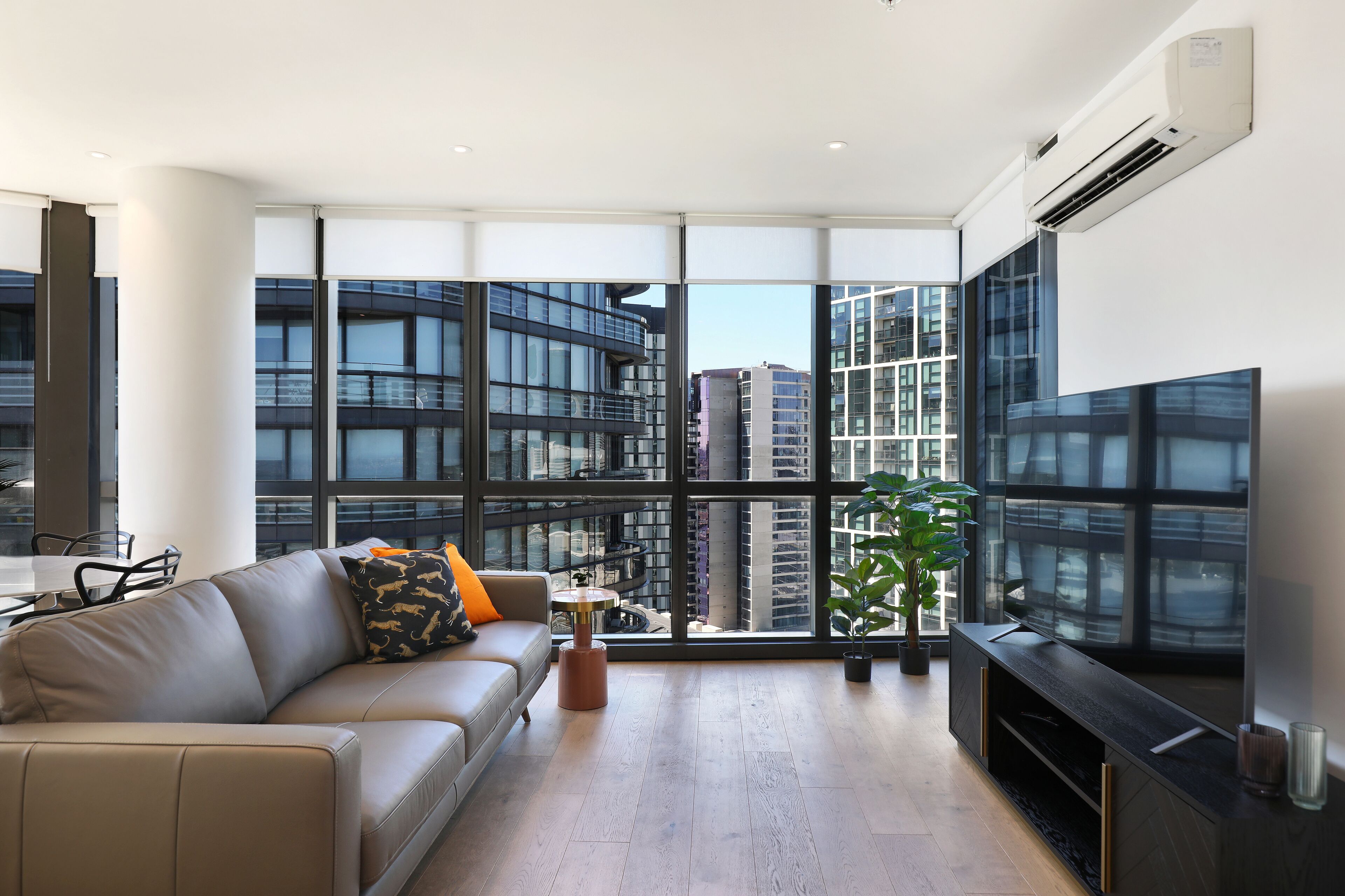 Orange Stay Apartments
