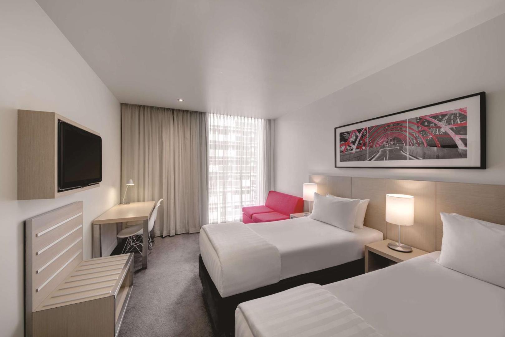 Travelodge Hotel Melbourne Docklands