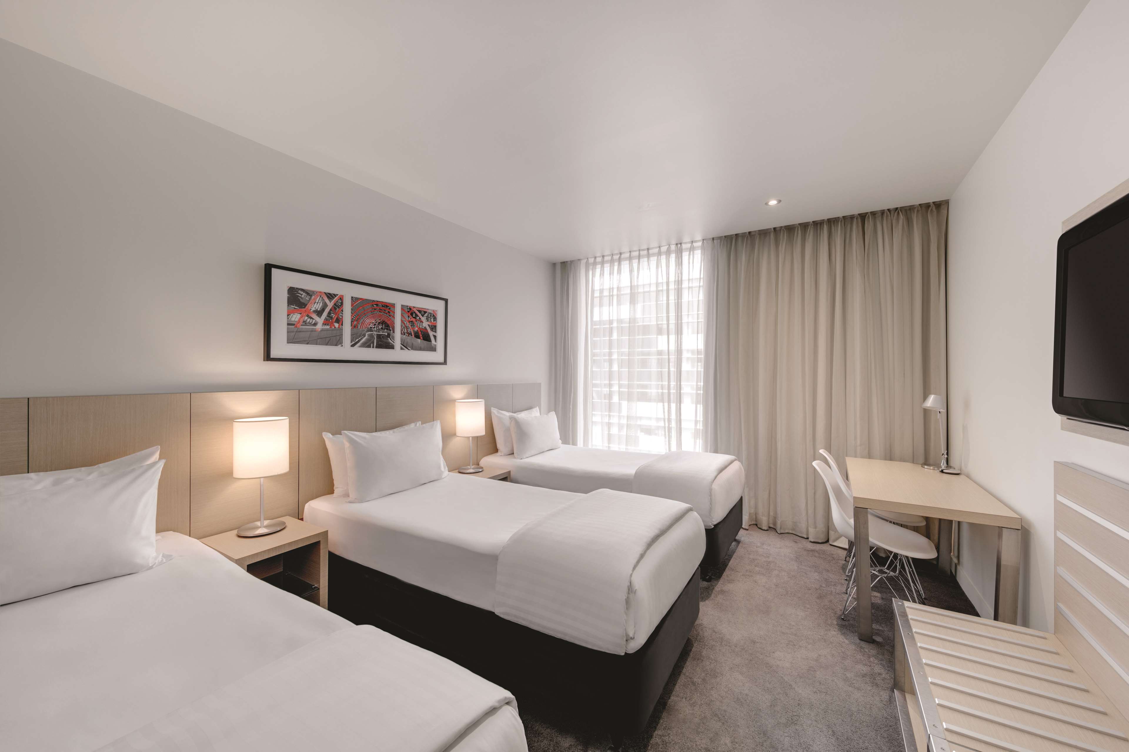 Travelodge Hotel Melbourne Docklands