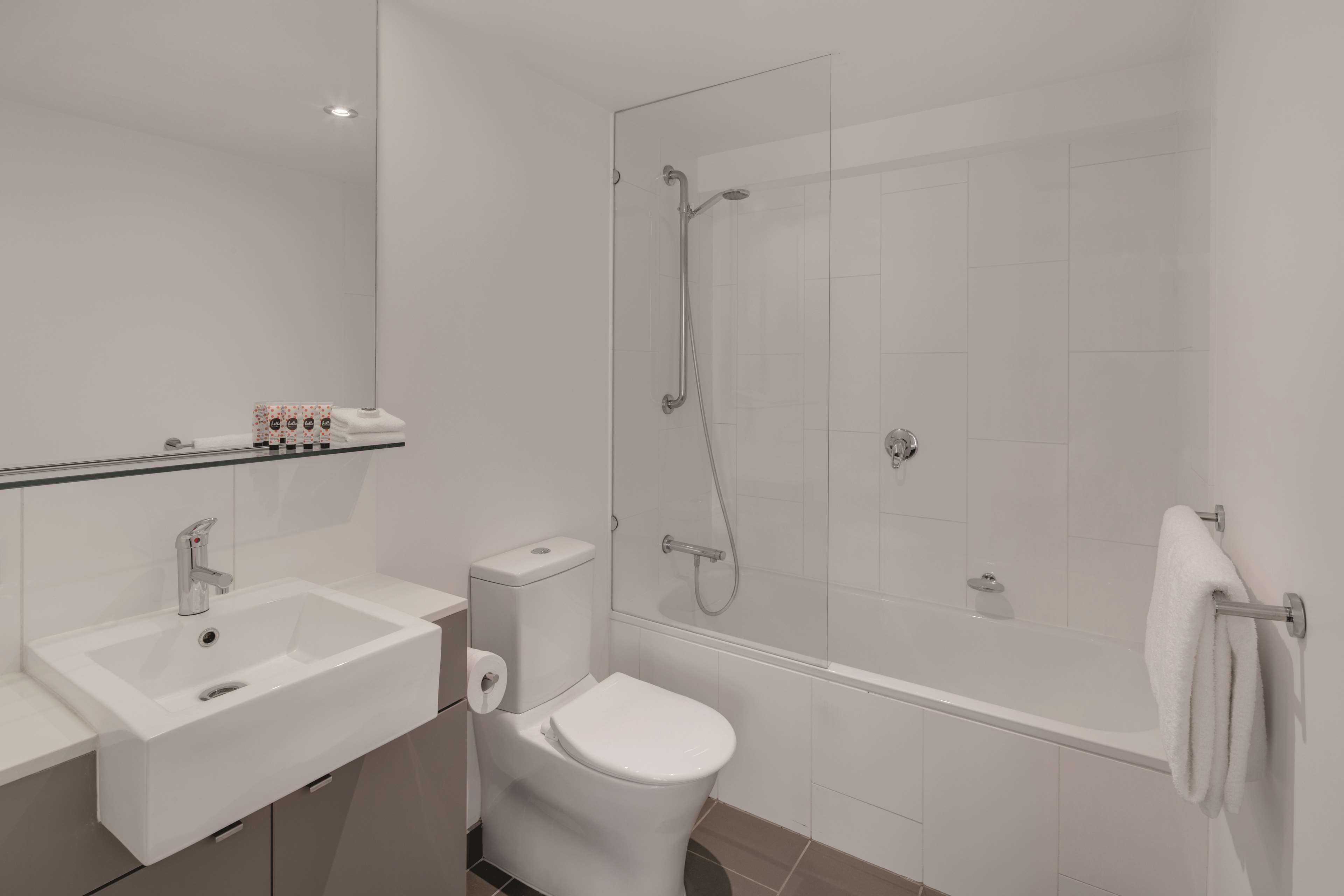 Travelodge Hotel Melbourne Docklands