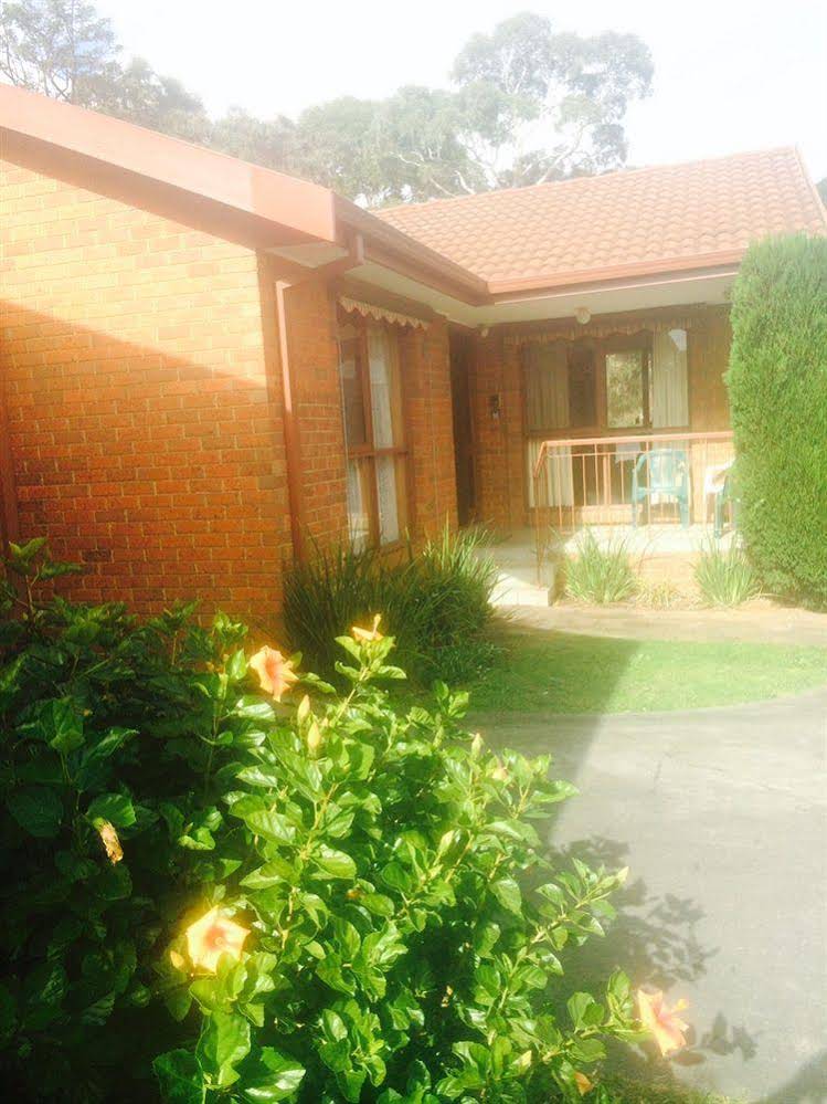 Australian Home Away @ East Doncaster George