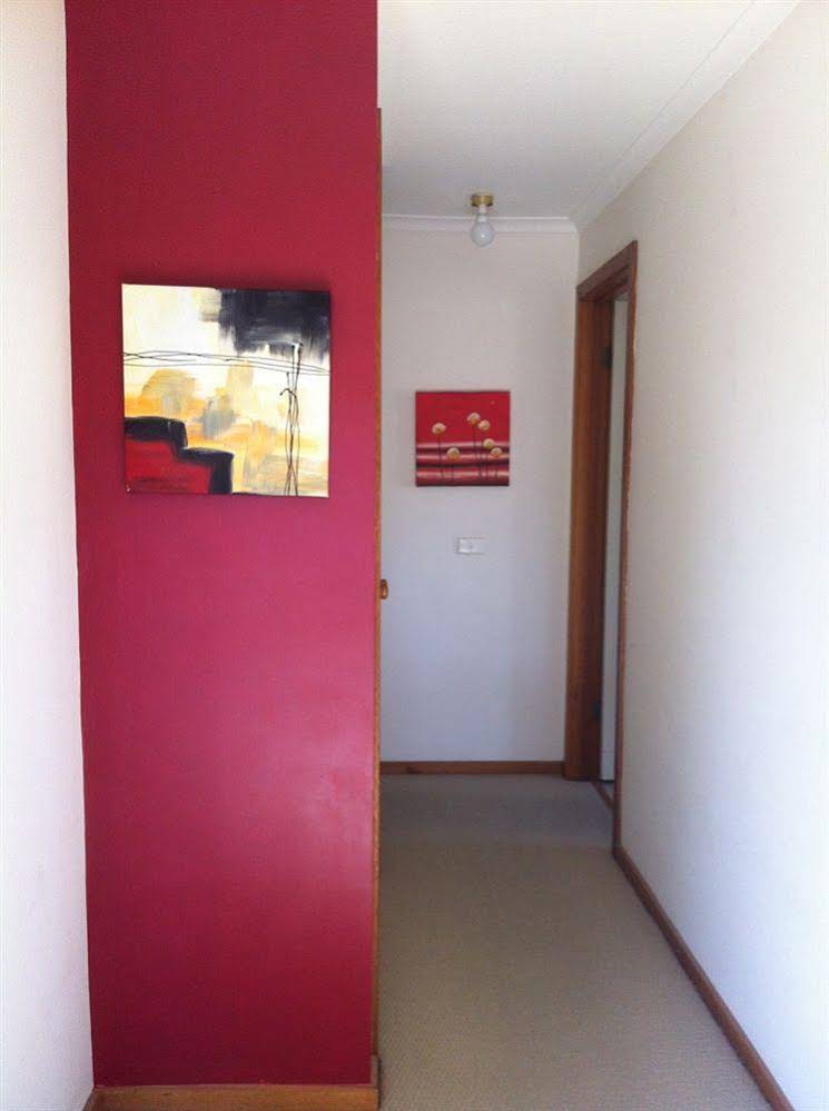 Australian Home Away @ East Doncaster George