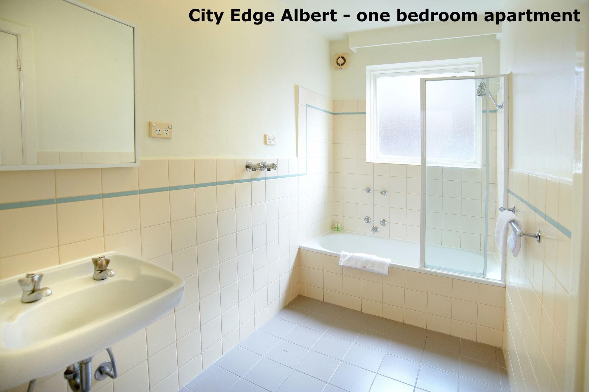 City Edge East Melbourne Serviced Apartments