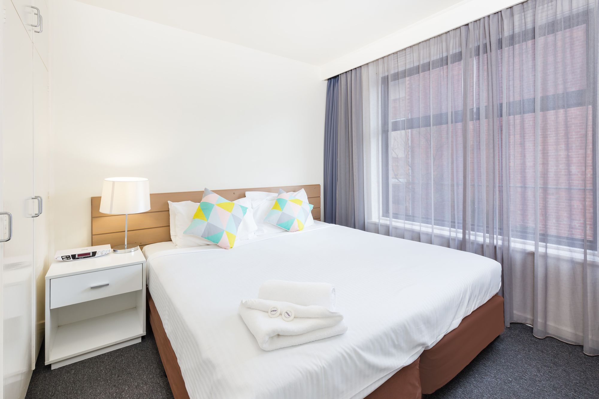 City Edge East Melbourne Serviced Apartments