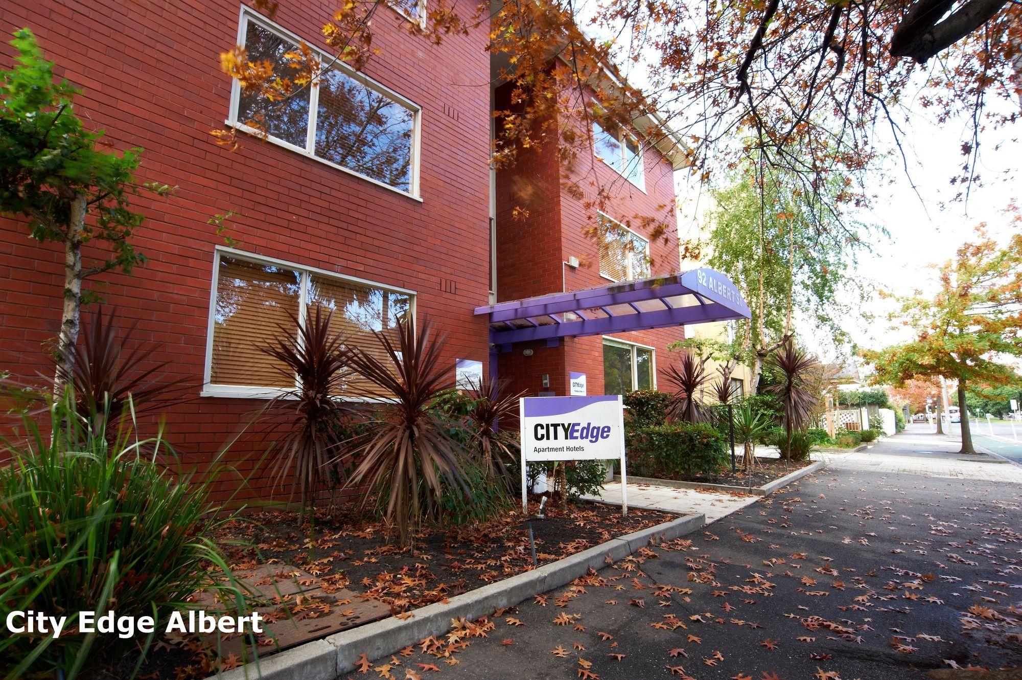 City Edge East Melbourne Serviced Apartments