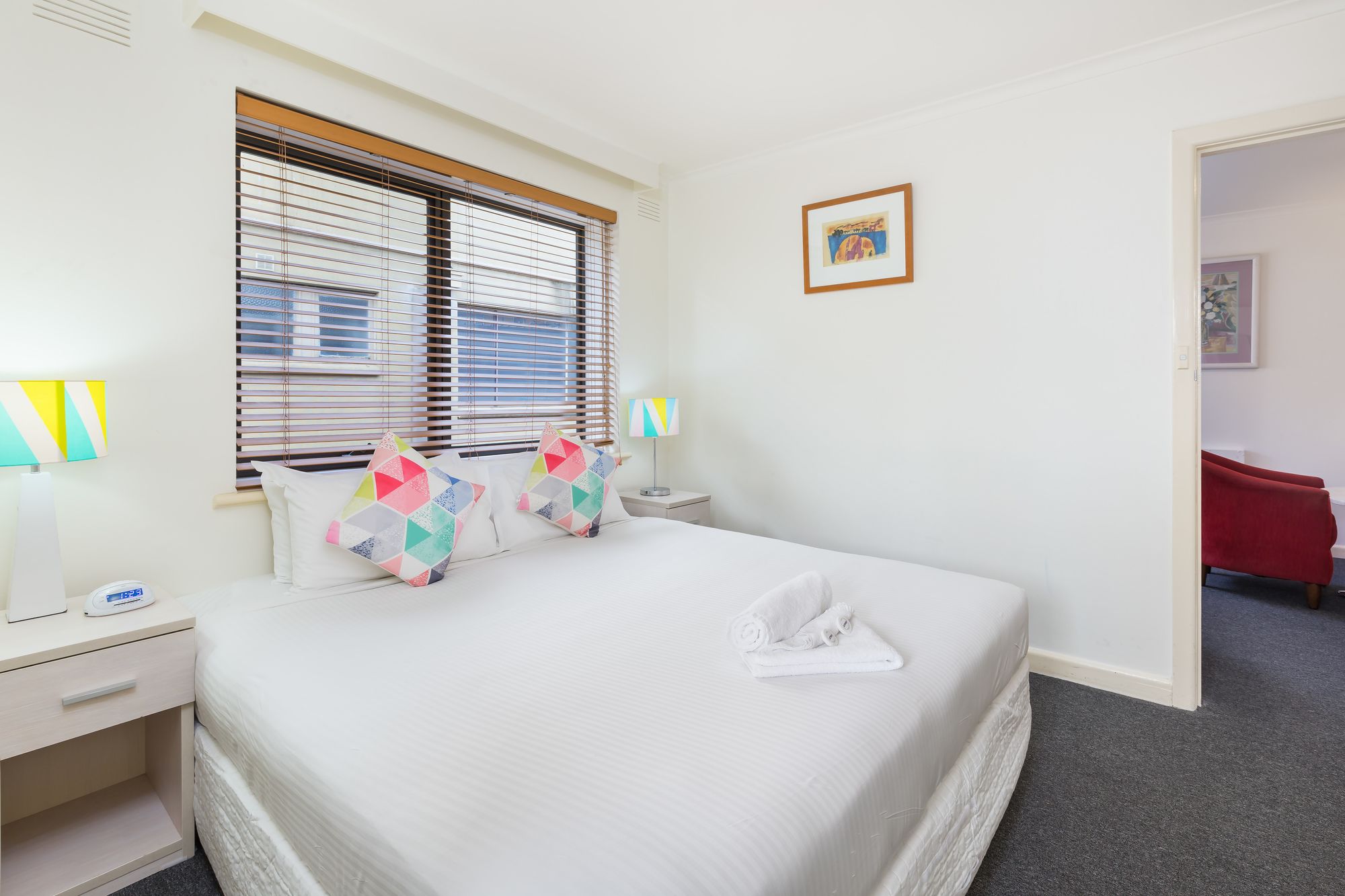 City Edge East Melbourne Serviced Apartments