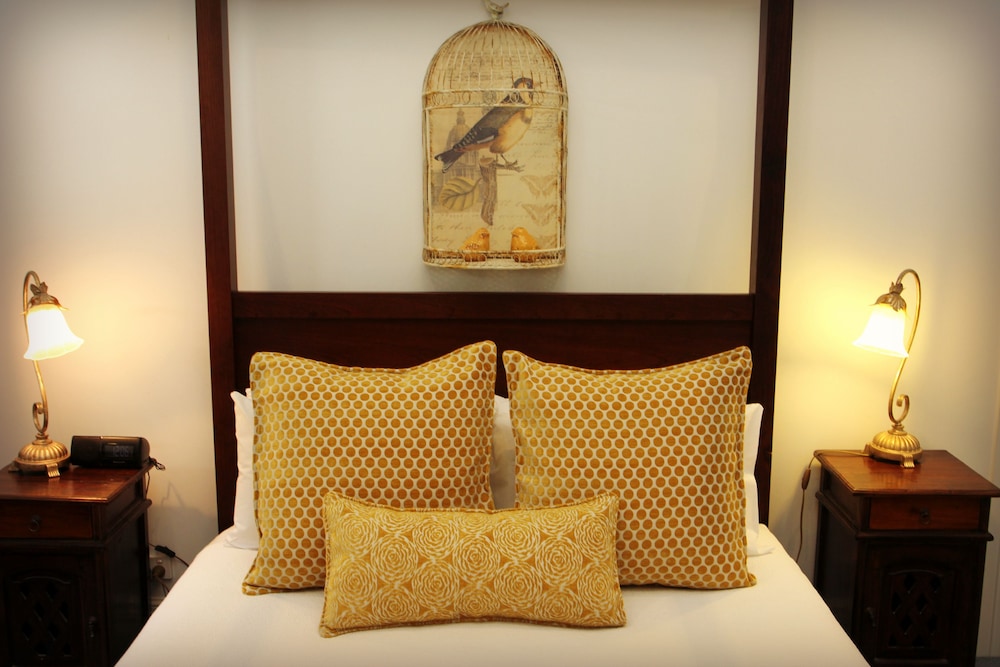 Cocknbull Boutique Hotel