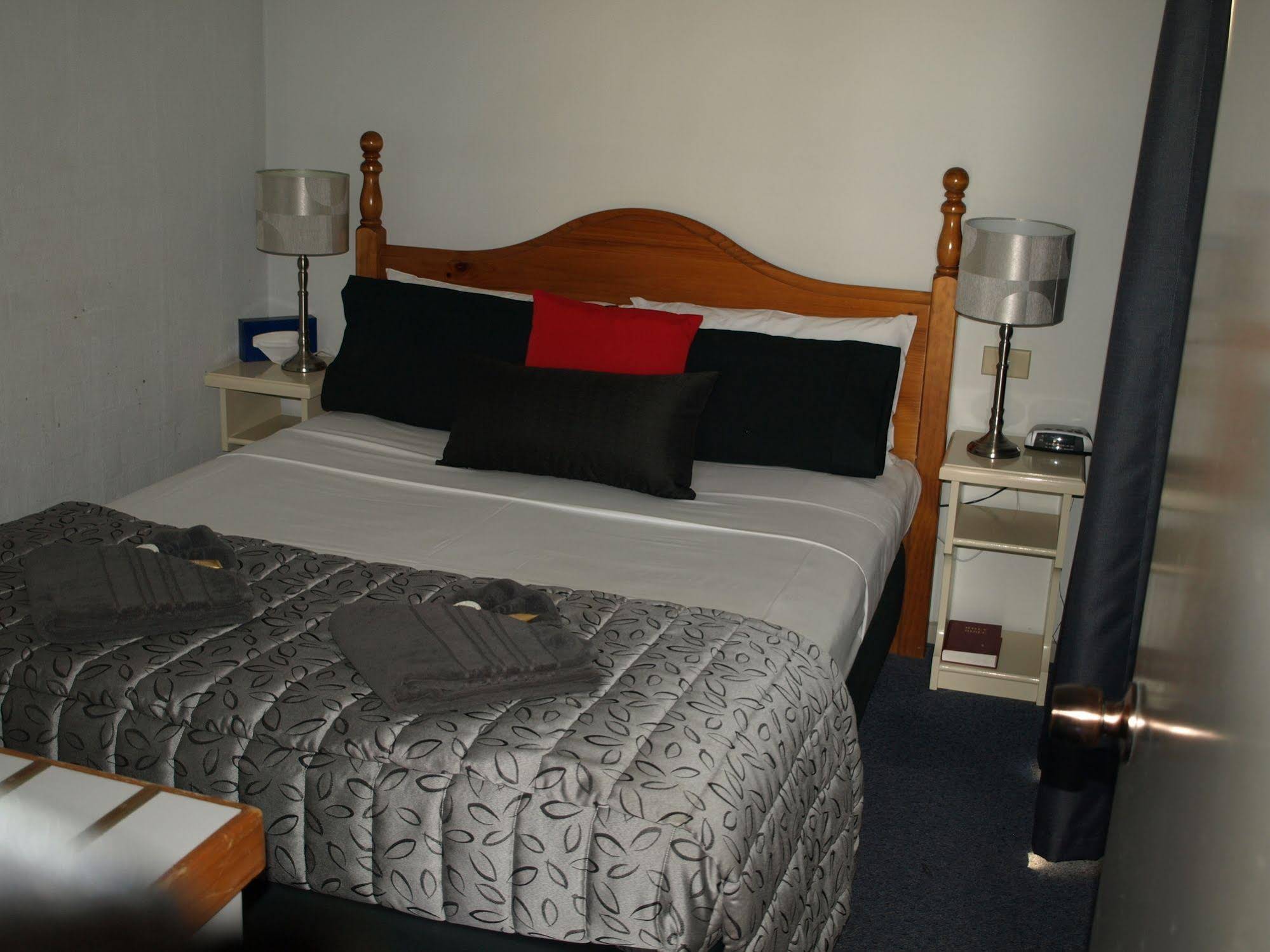 Old Coach Motor Inn