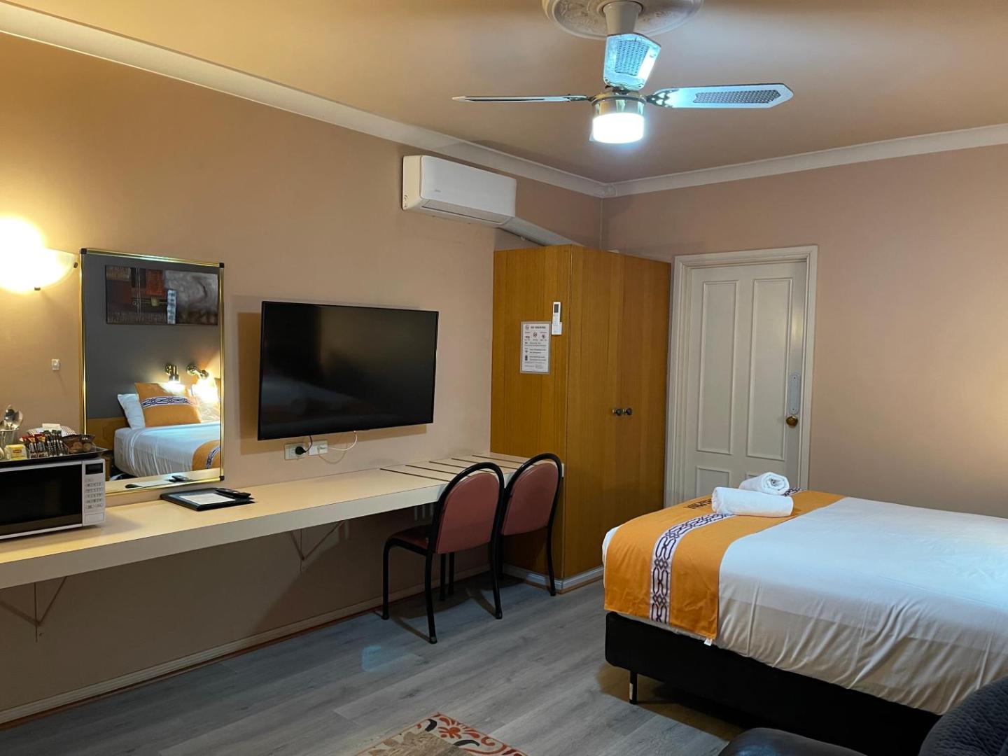 Philadelphia Motor Inn