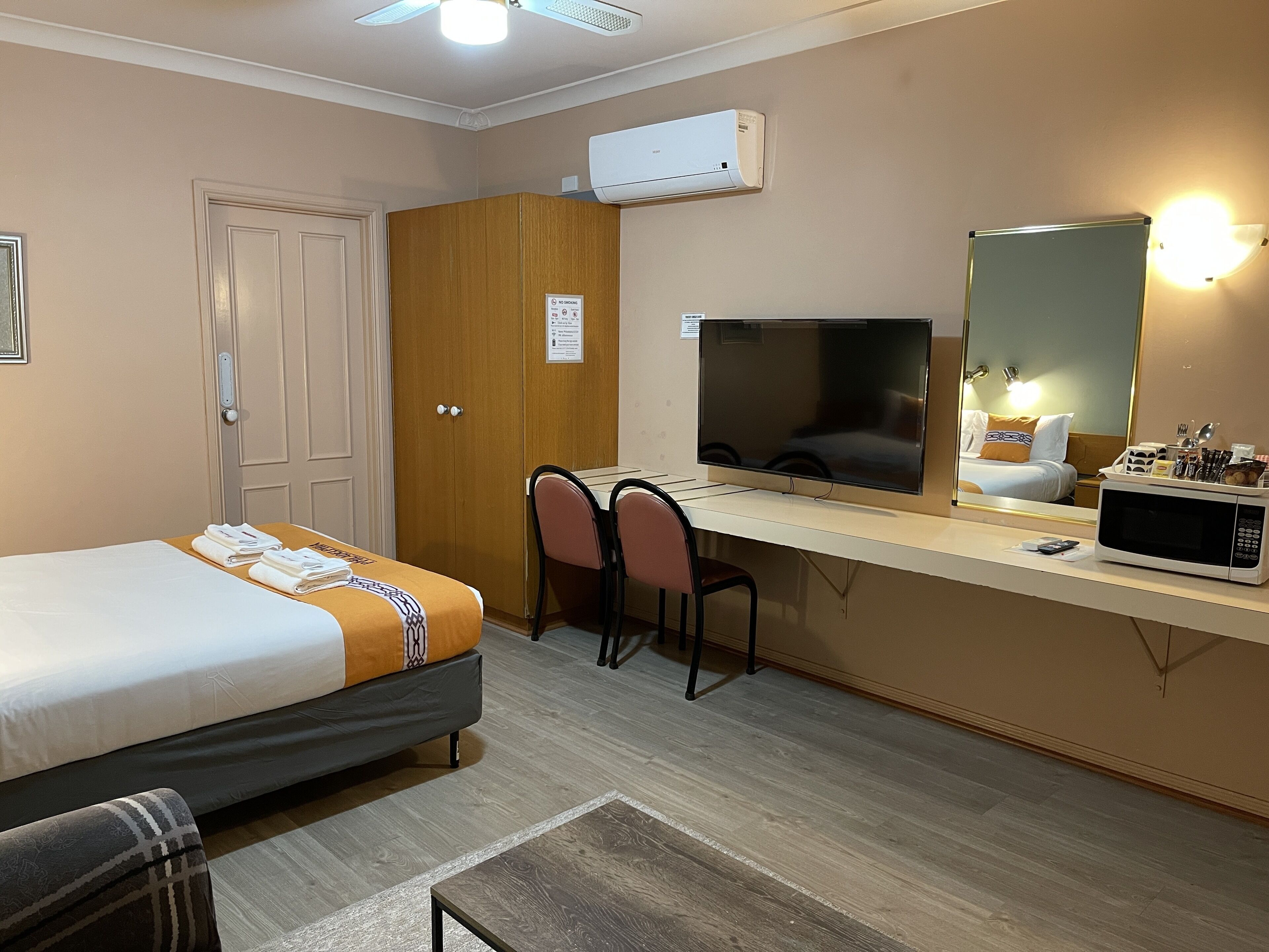 Philadelphia Motor Inn
