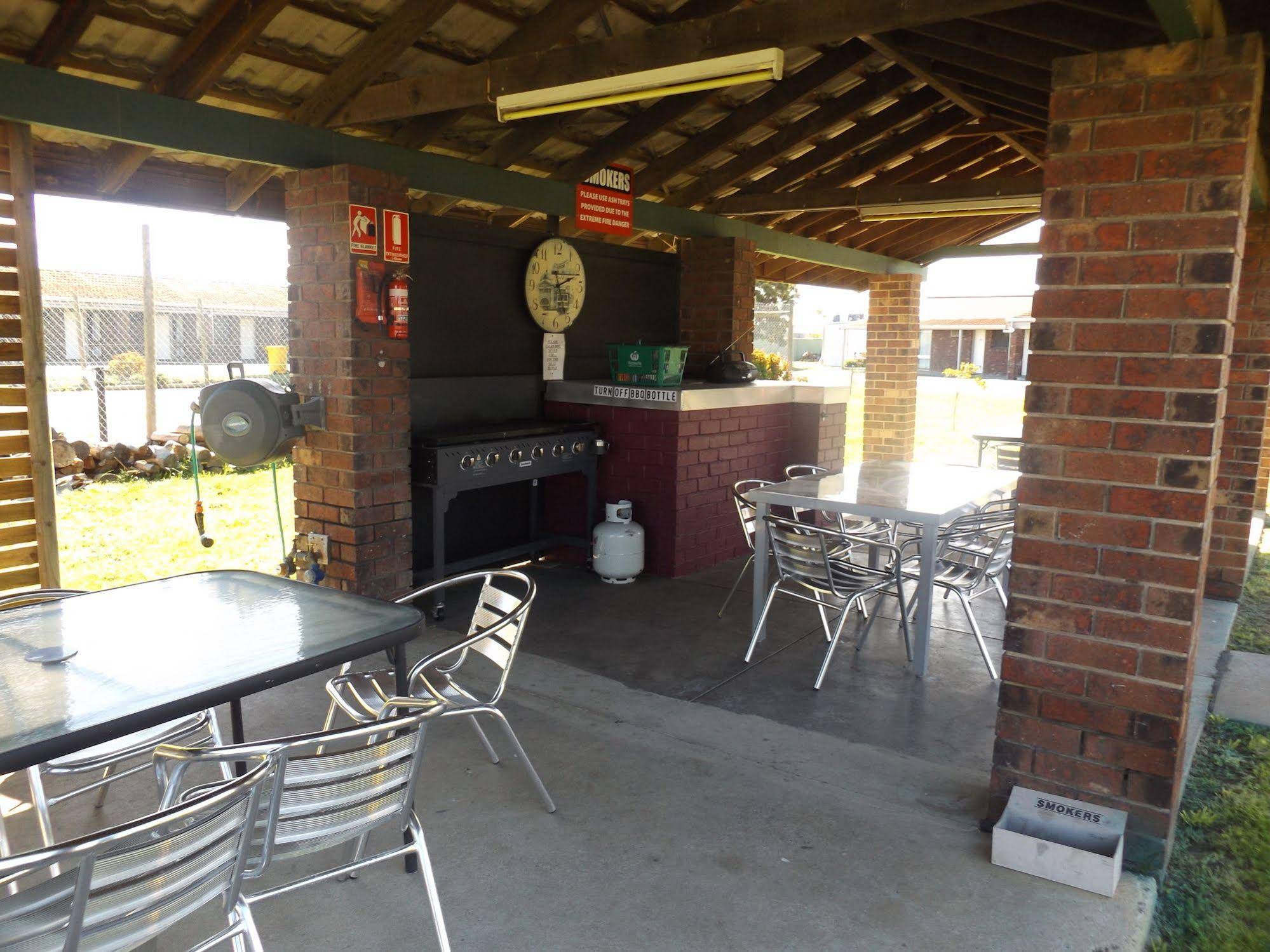 Rivergum Motel