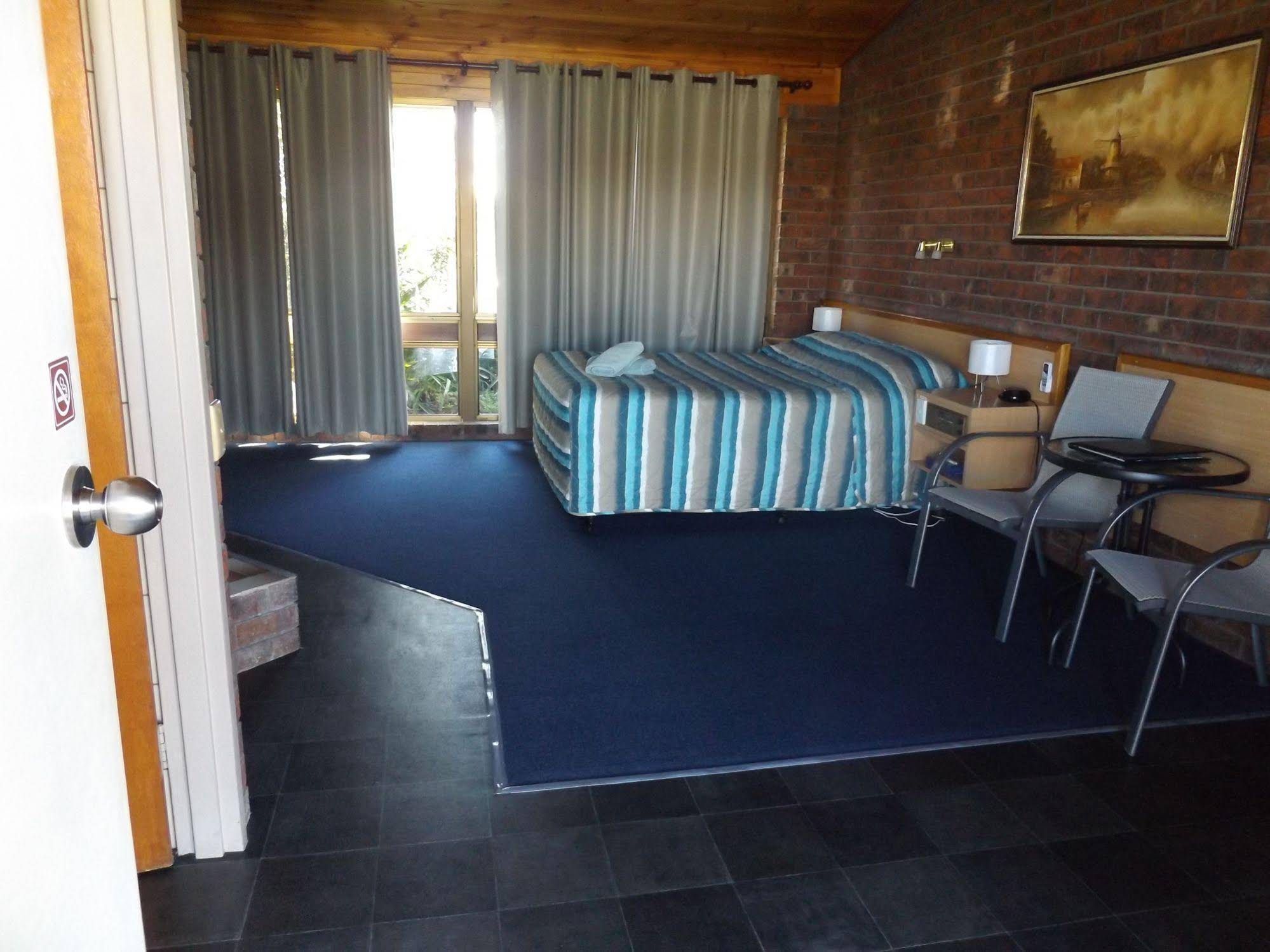 Rivergum Motel