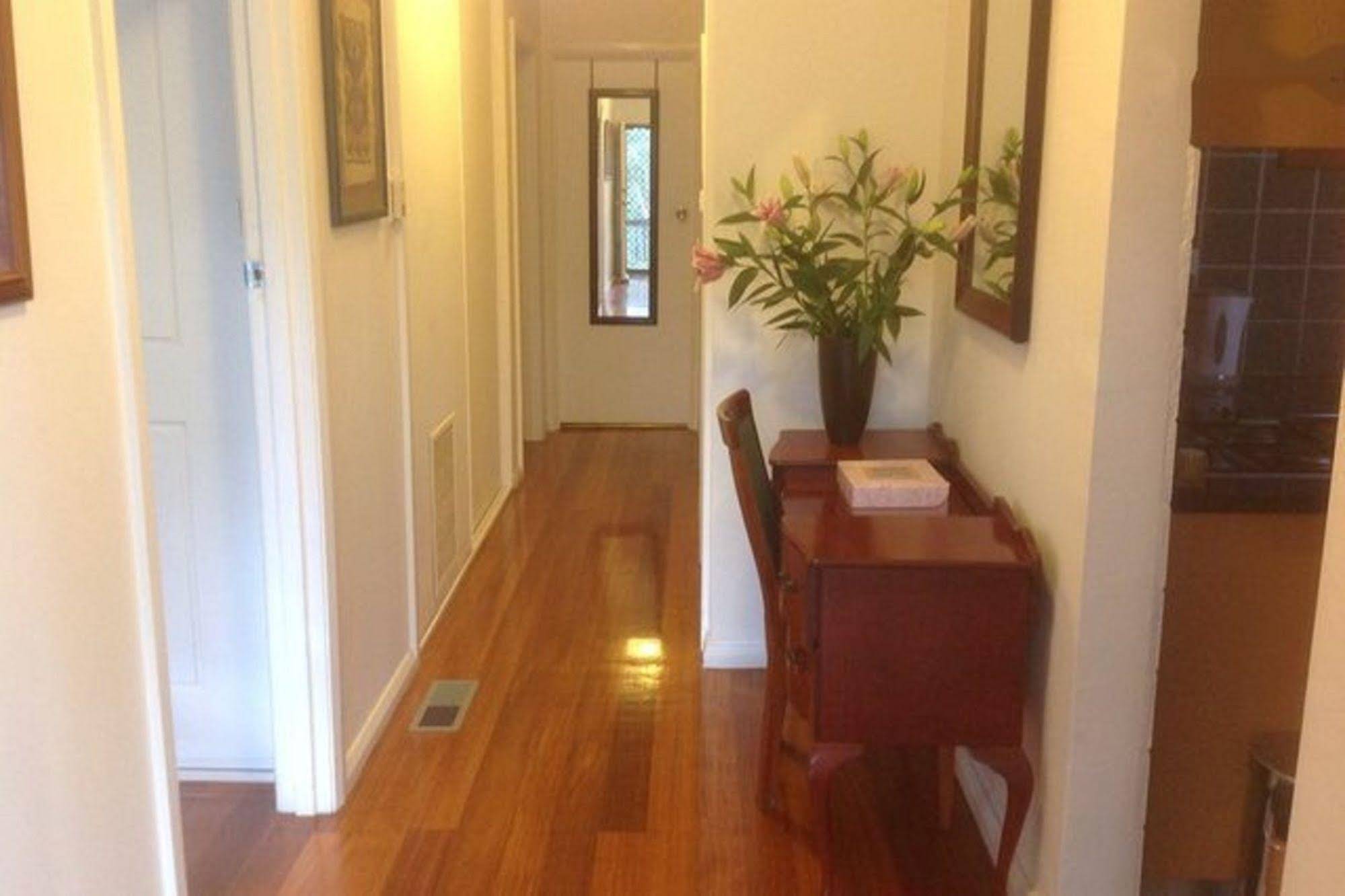 Eltham Retreat