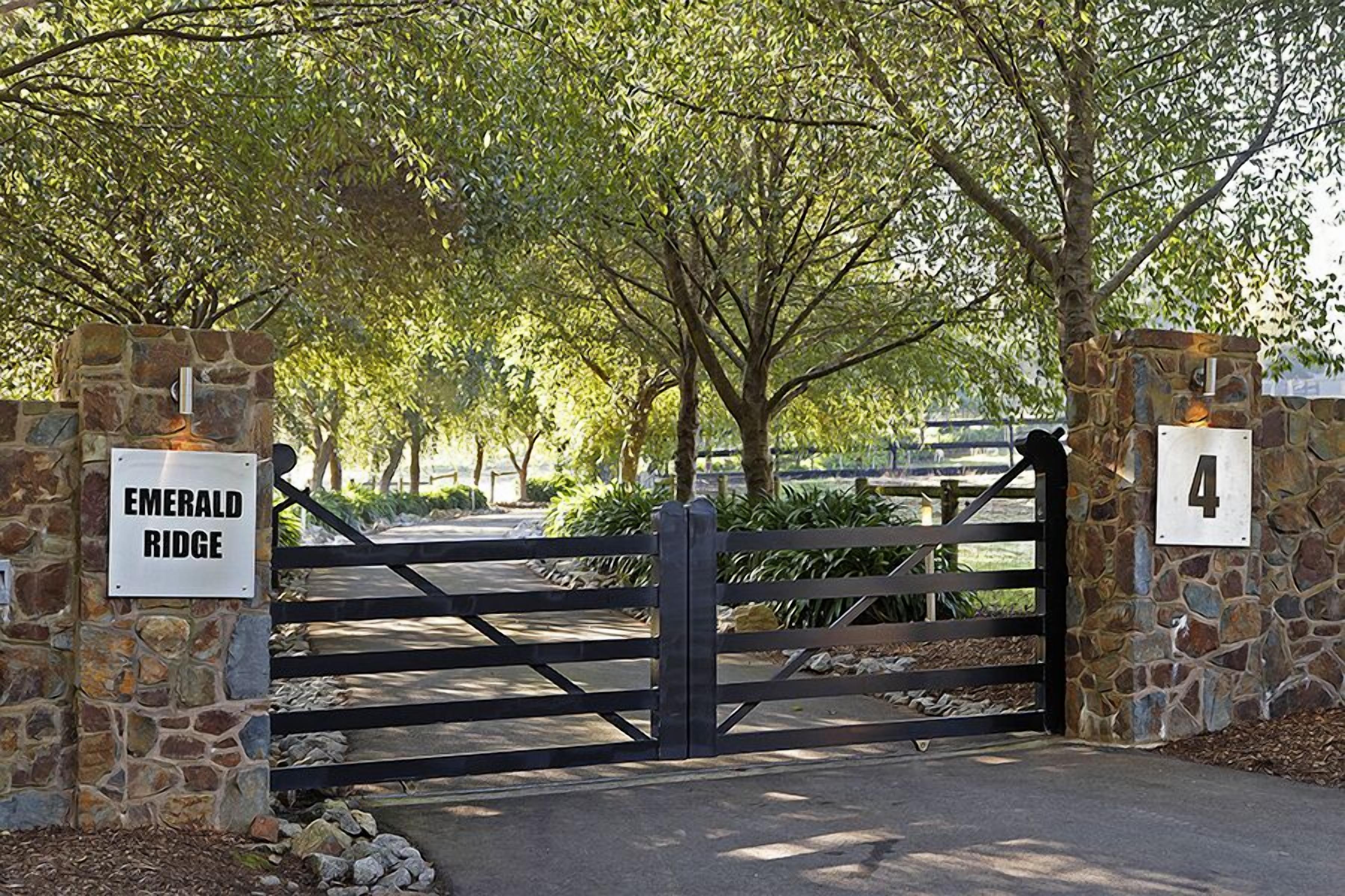 Emerald Ridge Bed & Breakfast