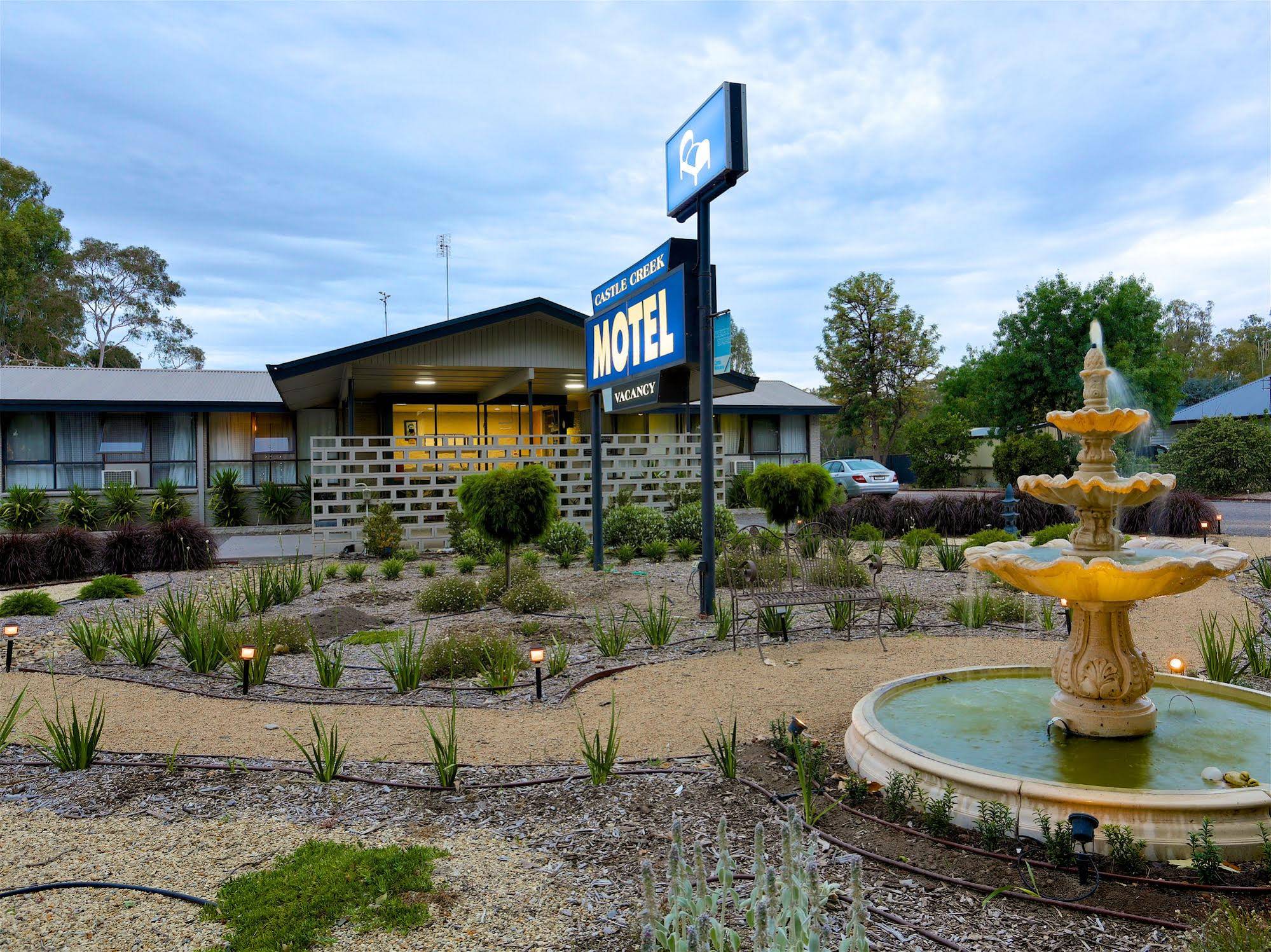 Castle Creek Motel