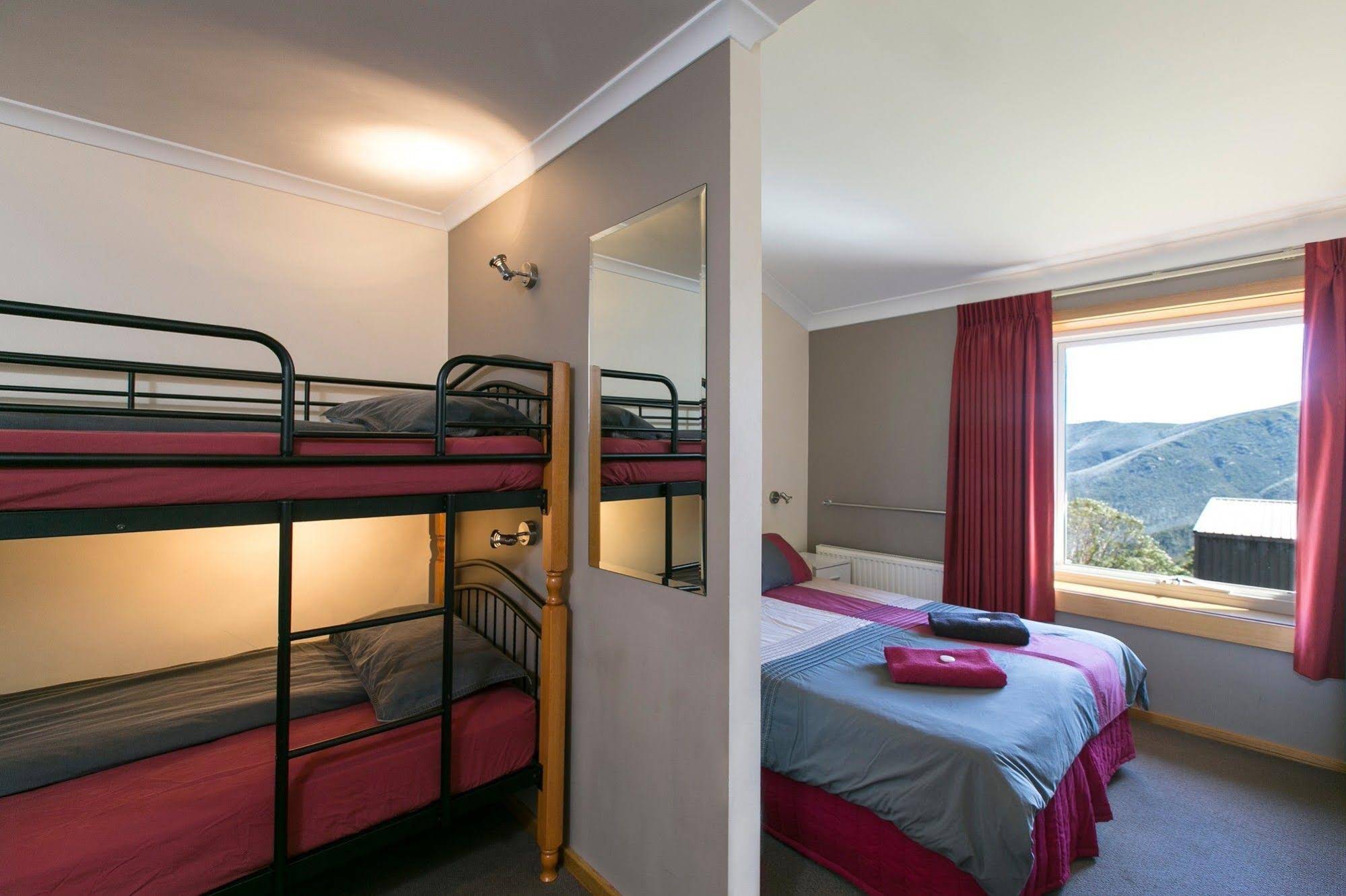 Cooroona Alpine Lodge