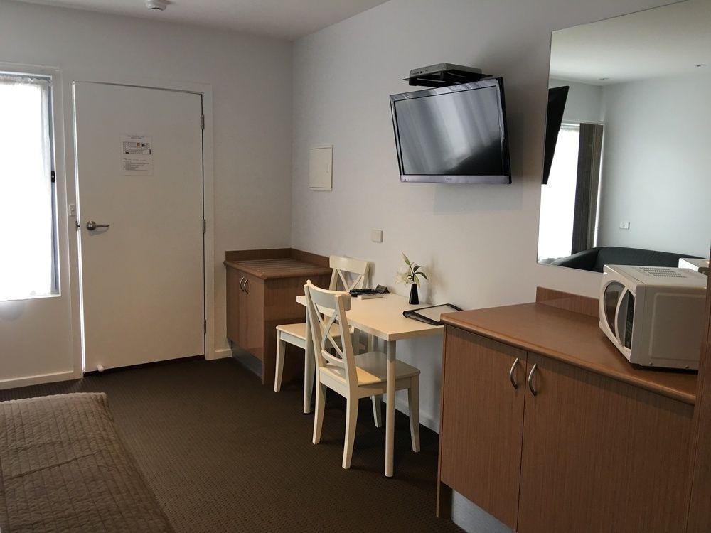 Belmercer Motel