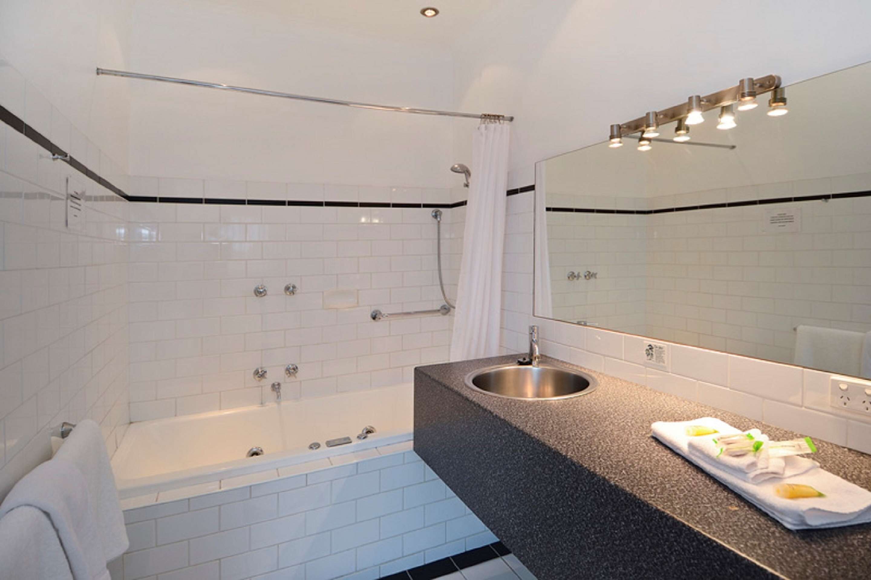 Best Western Geelong Motor Inn & Apartments