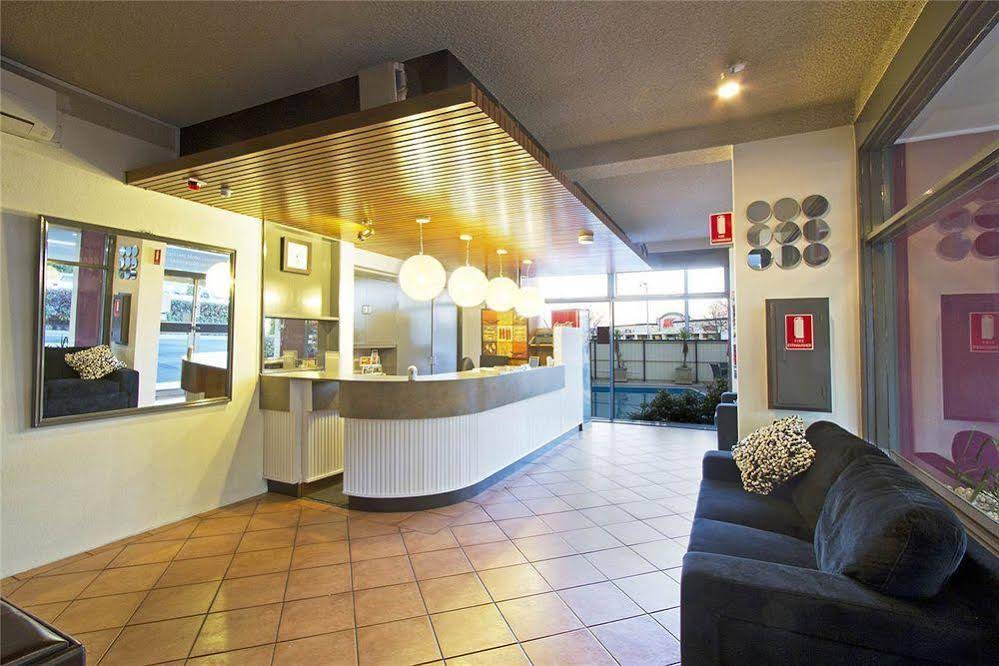 Parkside Motel
