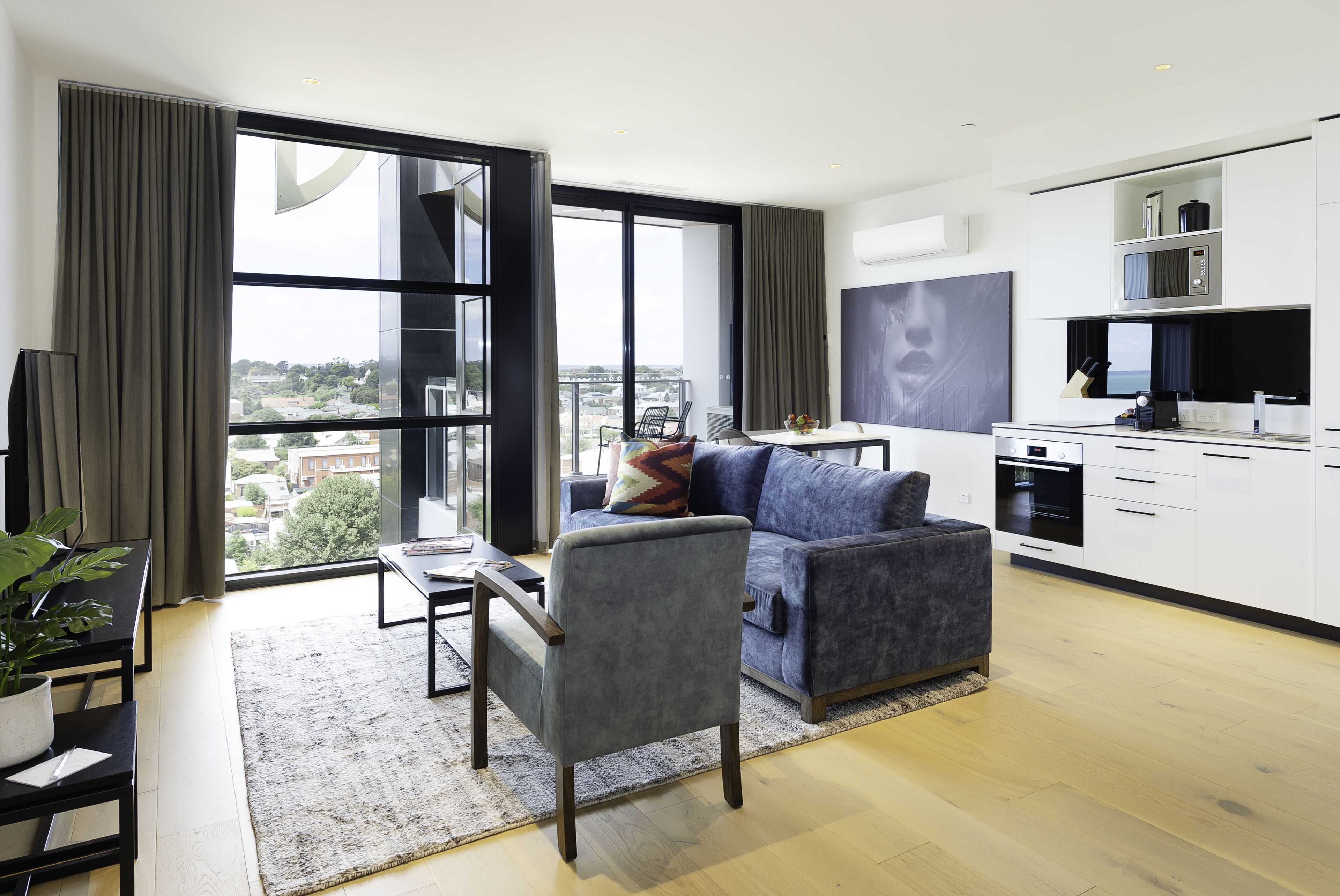 R Hotel Geelong