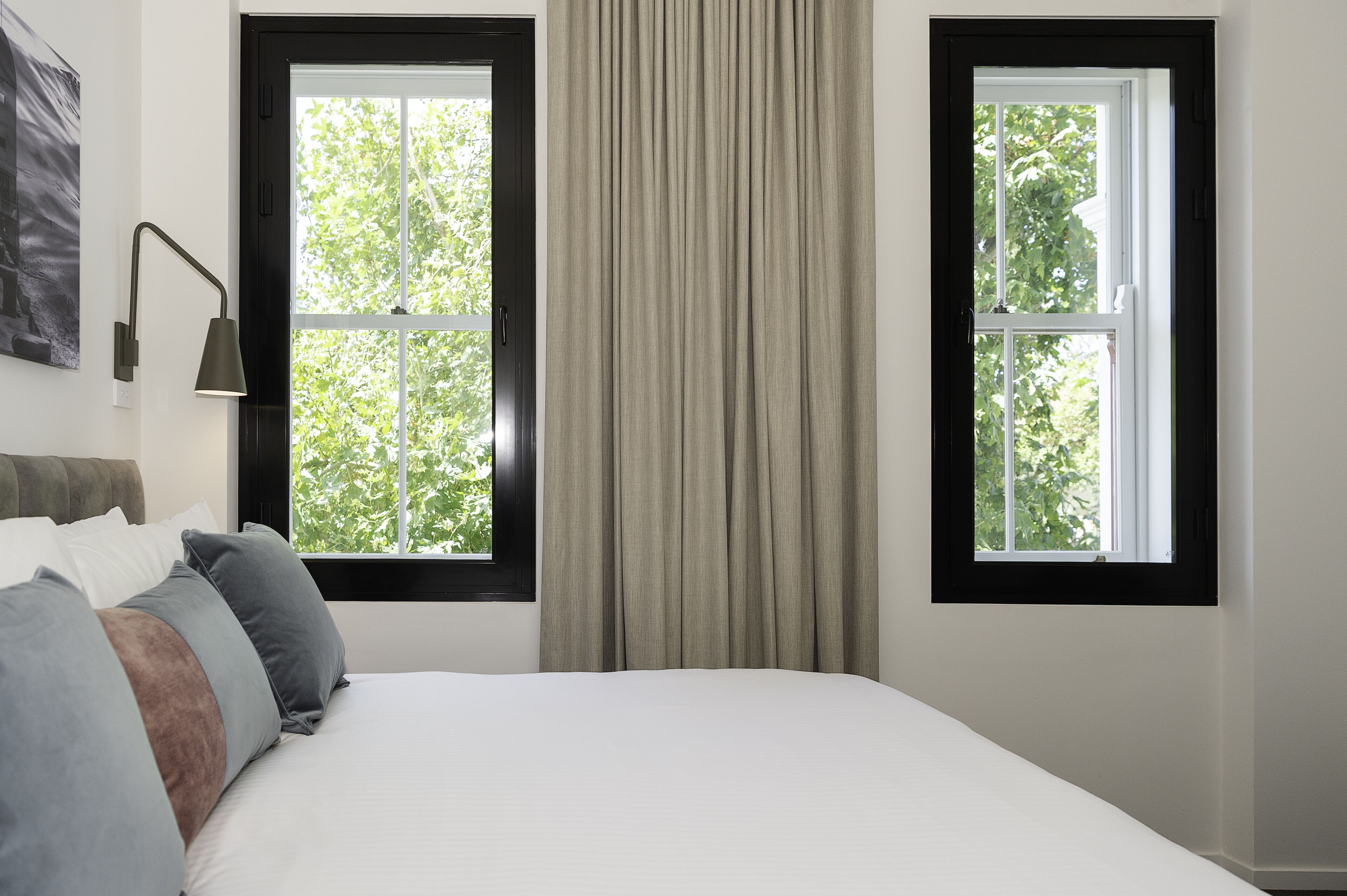 R Hotel Geelong
