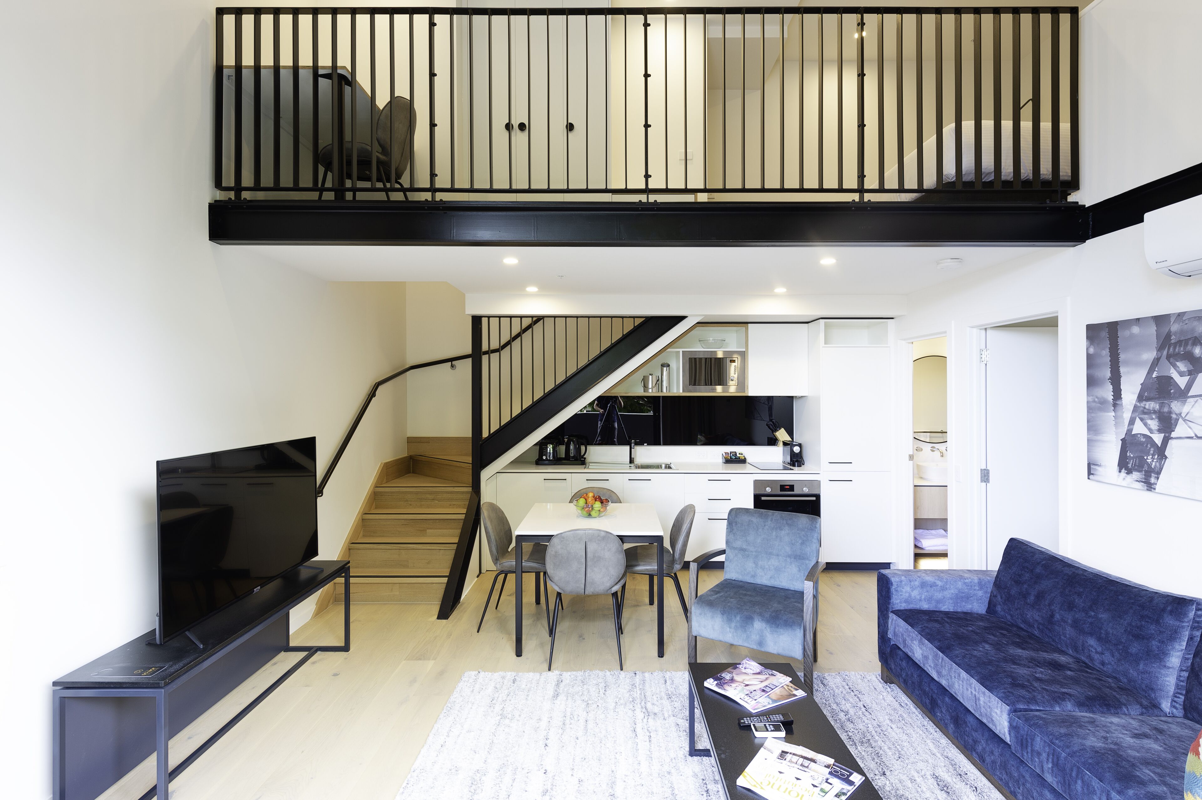 R Hotel Geelong
